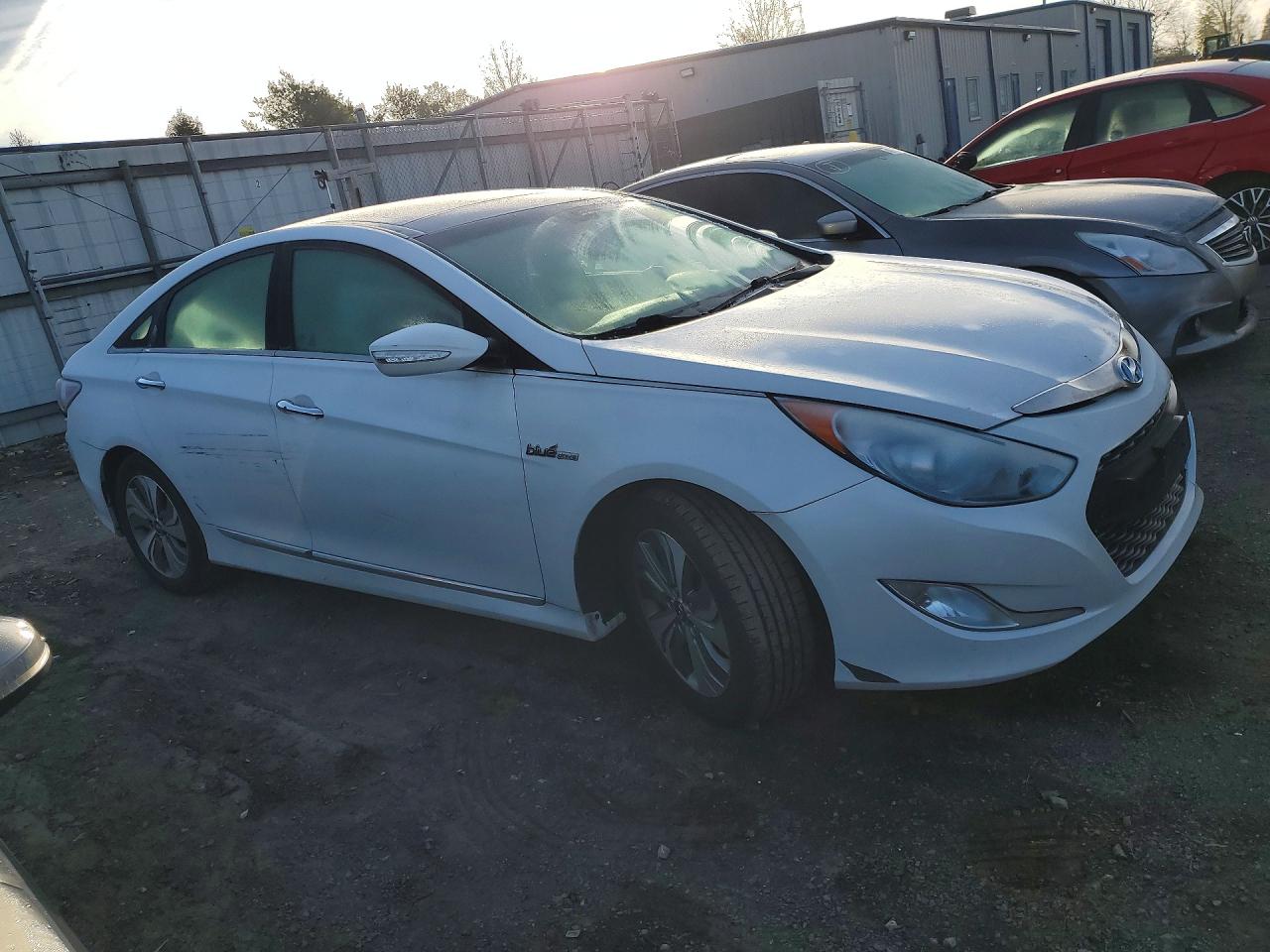 2013 Hyundai Sonata Hybrid Limited White vin: KMHEC4A43DA050909
