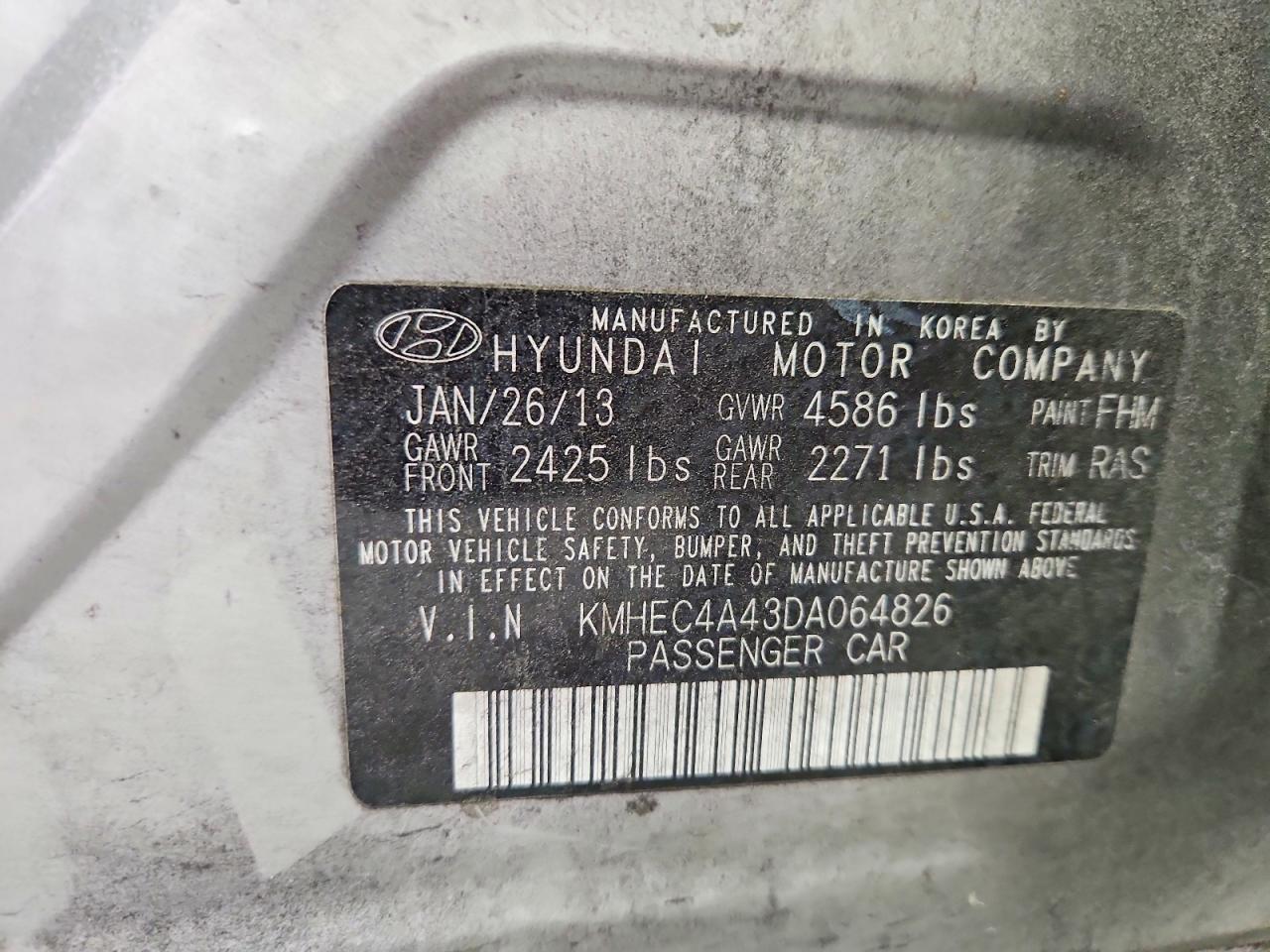 2013 Hyundai Sonata Hybrid Серебряный vin: KMHEC4A43DA064826