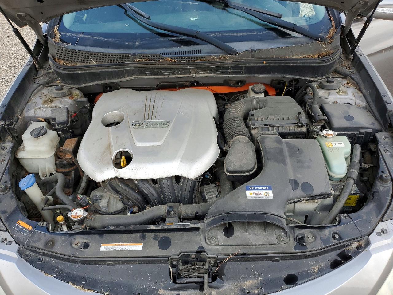 2013 Hyundai Sonata Hybrid Silver vin: KMHEC4A43DA067368