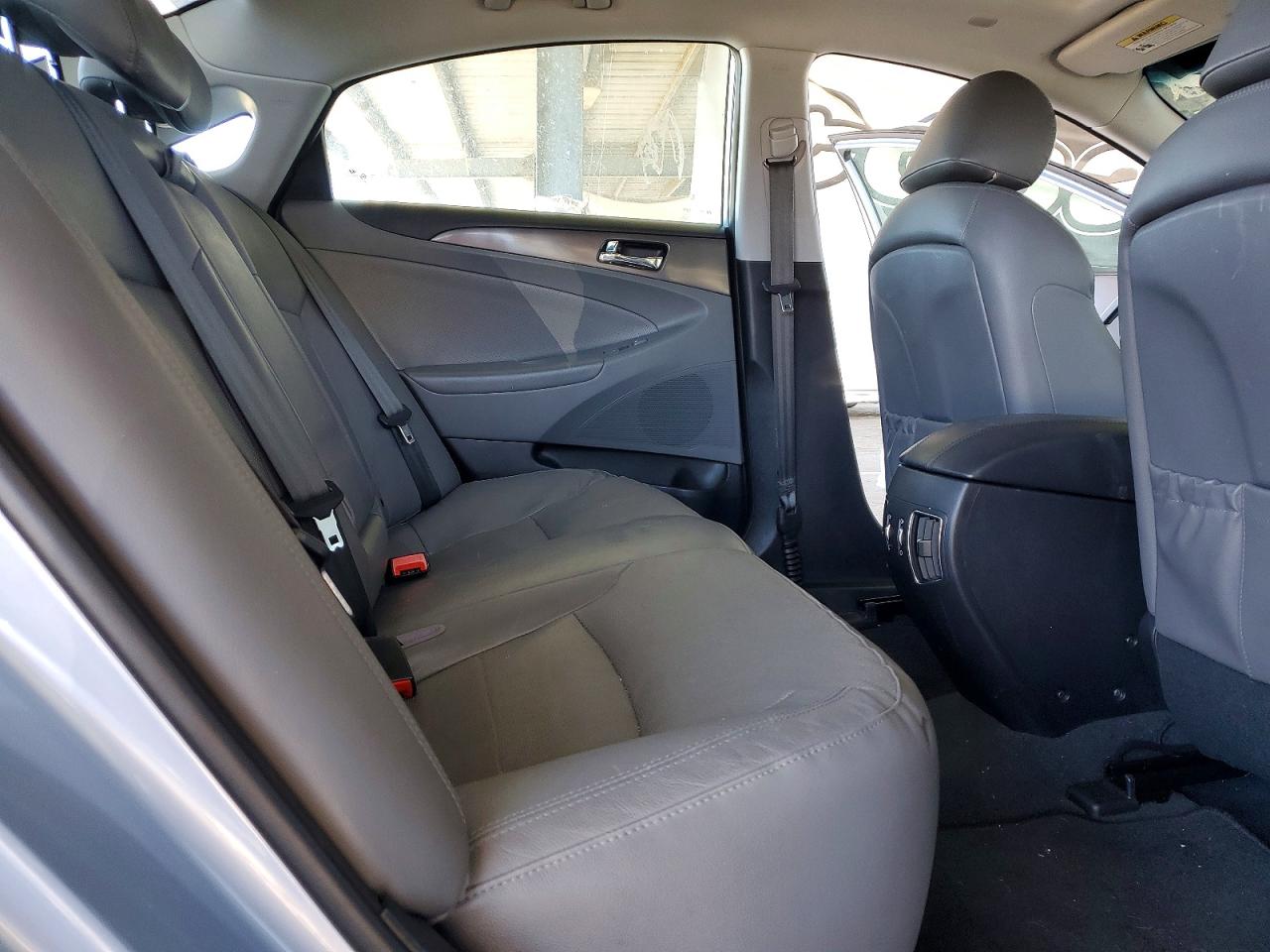 2013 Hyundai Sonata Hybrid Blue vin: KMHEC4A43DA071467