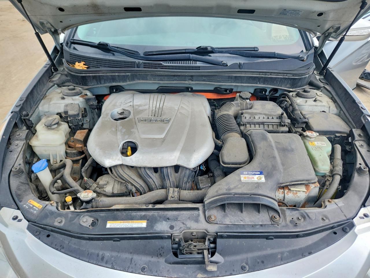 2013 Hyundai Sonata Hybrid Серебряный vin: KMHEC4A43DA076474