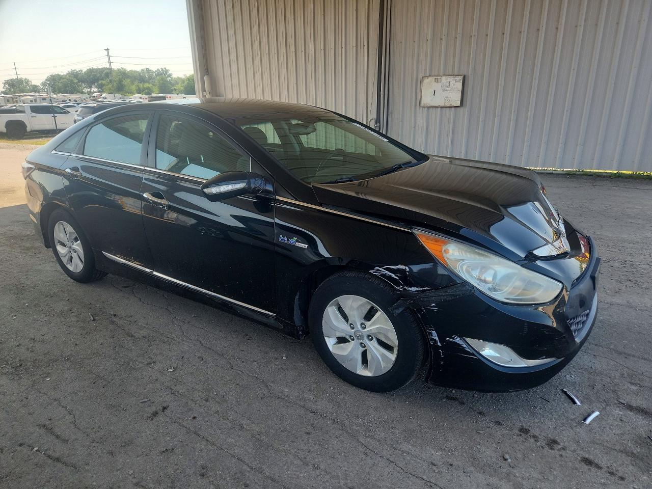 2013 Hyundai Sonata Hybrid Black vin: KMHEC4A43DA082694