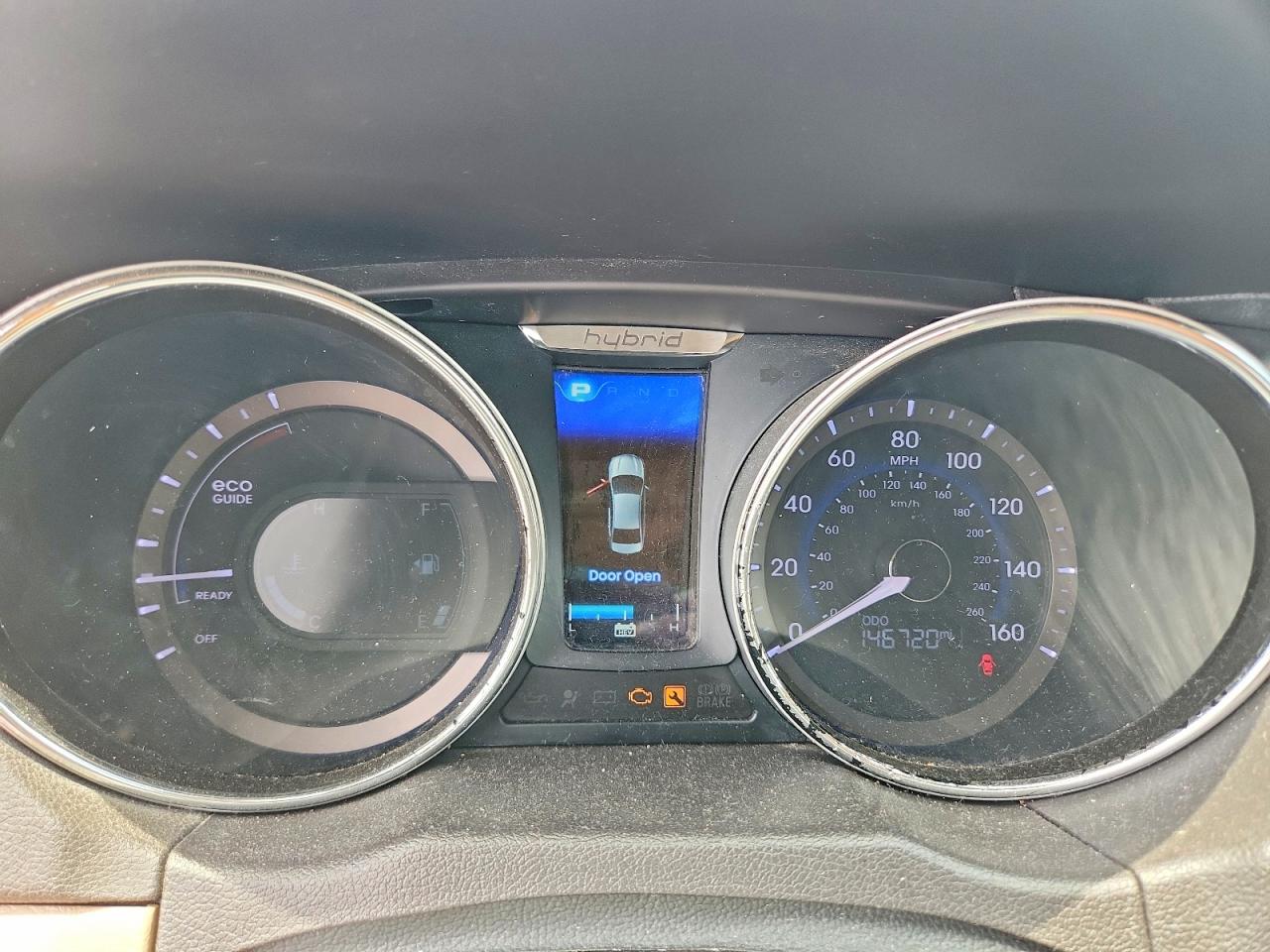2013 Hyundai Sonata Hybrid Burgundy vin: KMHEC4A43DA084042