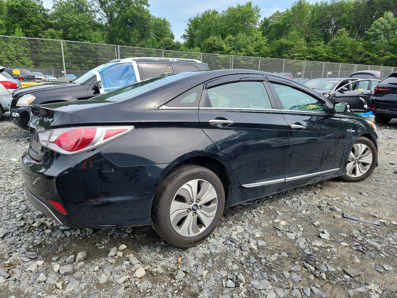 2013 Hyundai Sonata Hybrid Black vin: KMHEC4A43DA084297