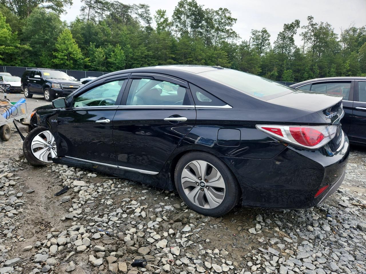 2013 Hyundai Sonata Hybrid Black vin: KMHEC4A43DA084297
