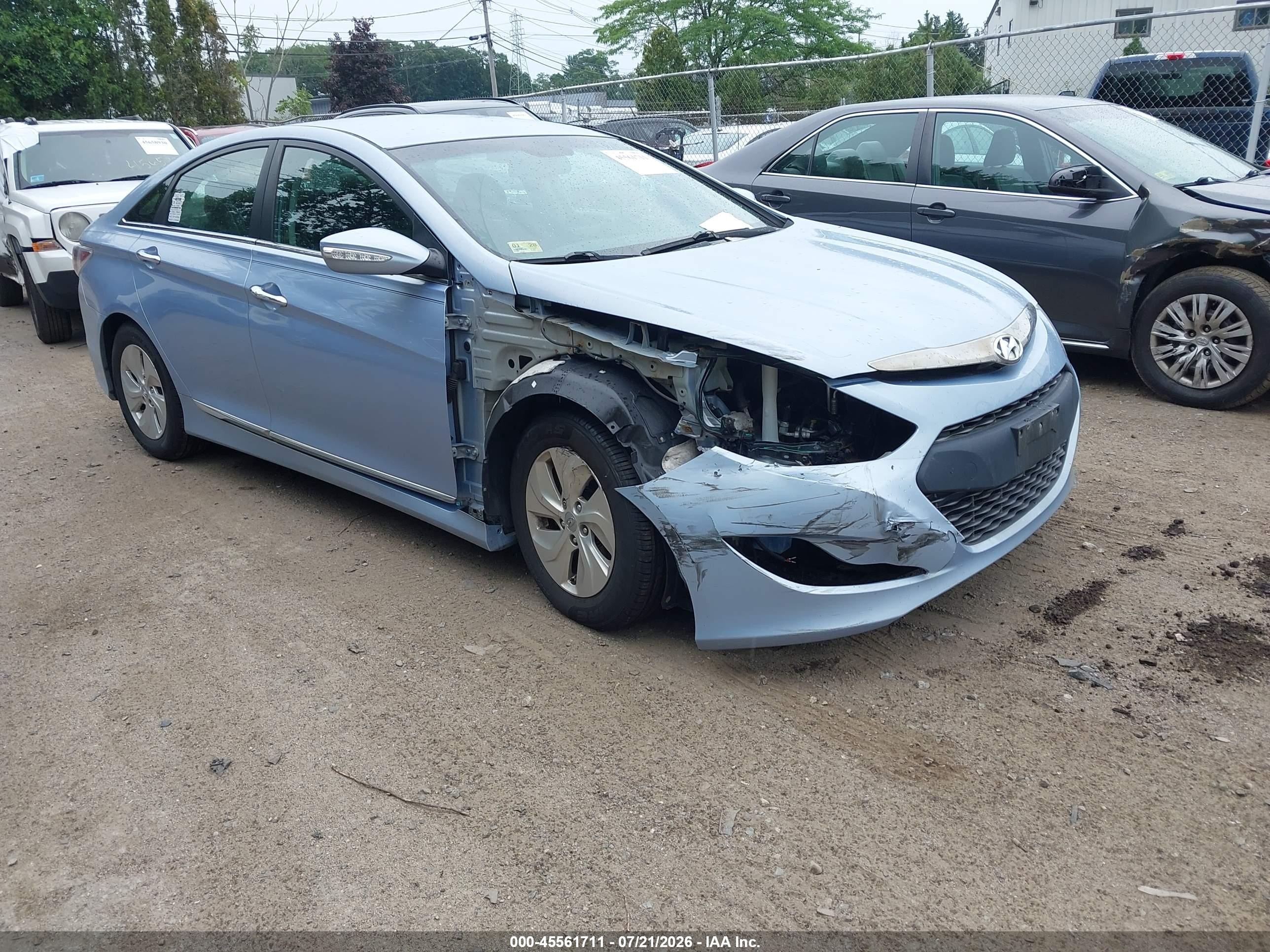 2013 Hyundai Sonata Hybrid   Blue vin: KMHEC4A43DA086650