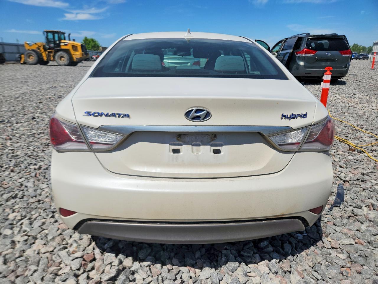 2013 Hyundai Sonata Hybrid White vin: KMHEC4A43DA095655