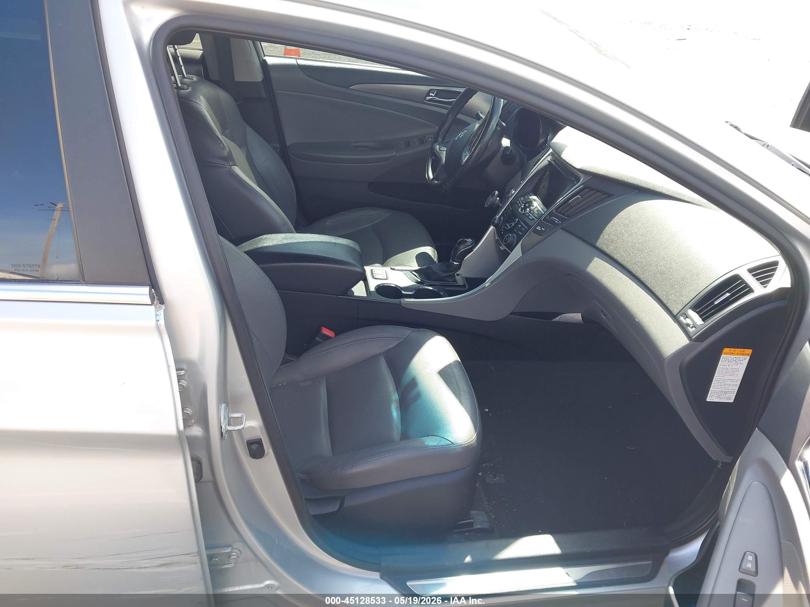 2013 Hyundai Sonata Hybrid Limited Silver vin: KMHEC4A43DA097356