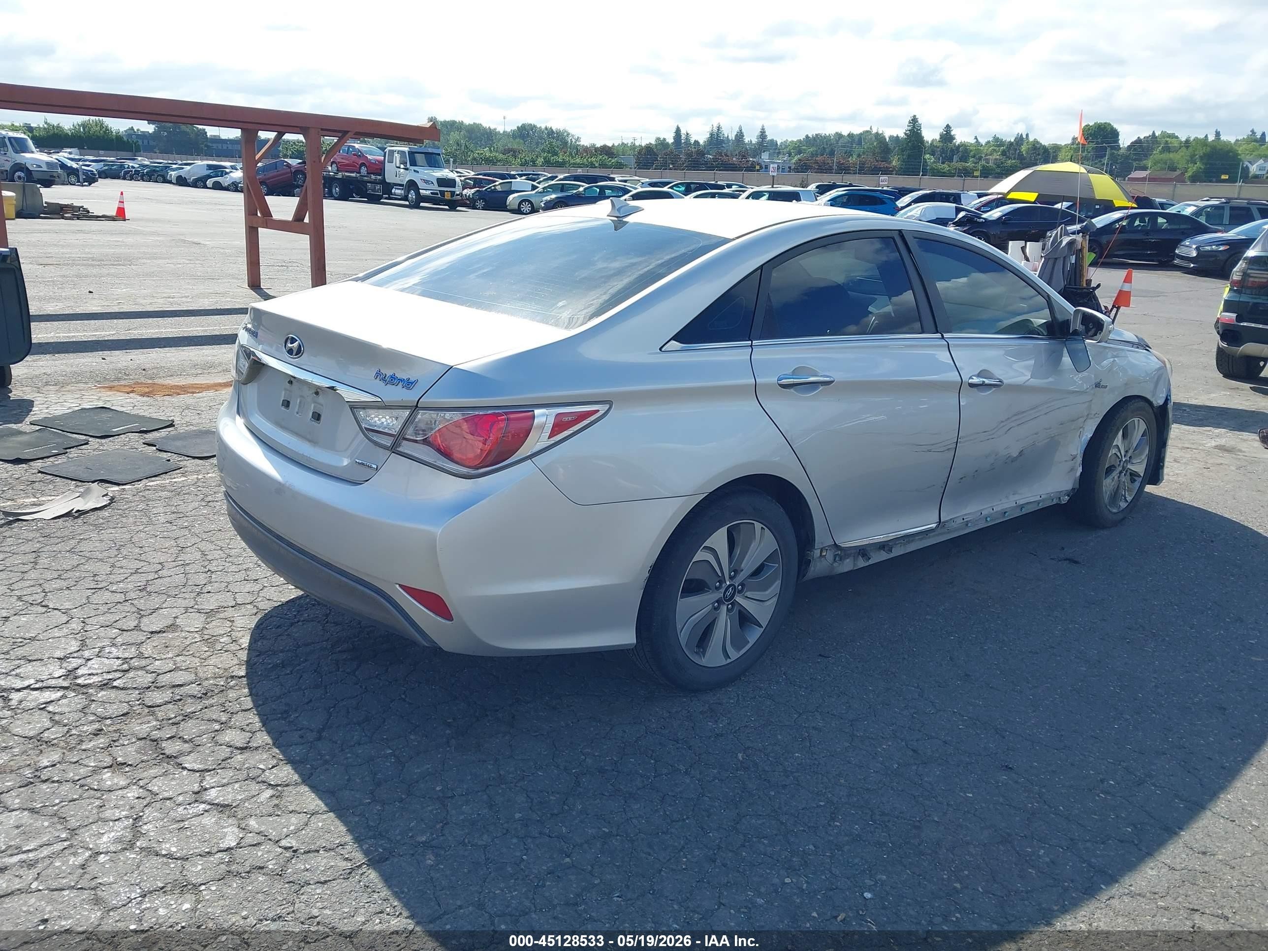 2013 Hyundai Sonata Hybrid Limited Silver vin: KMHEC4A43DA097356