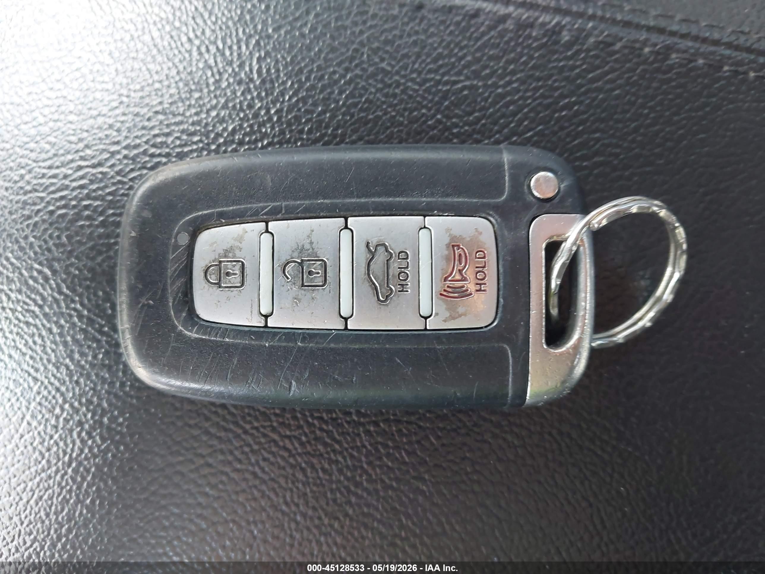 2013 Hyundai Sonata Hybrid Limited Silver vin: KMHEC4A43DA097356
