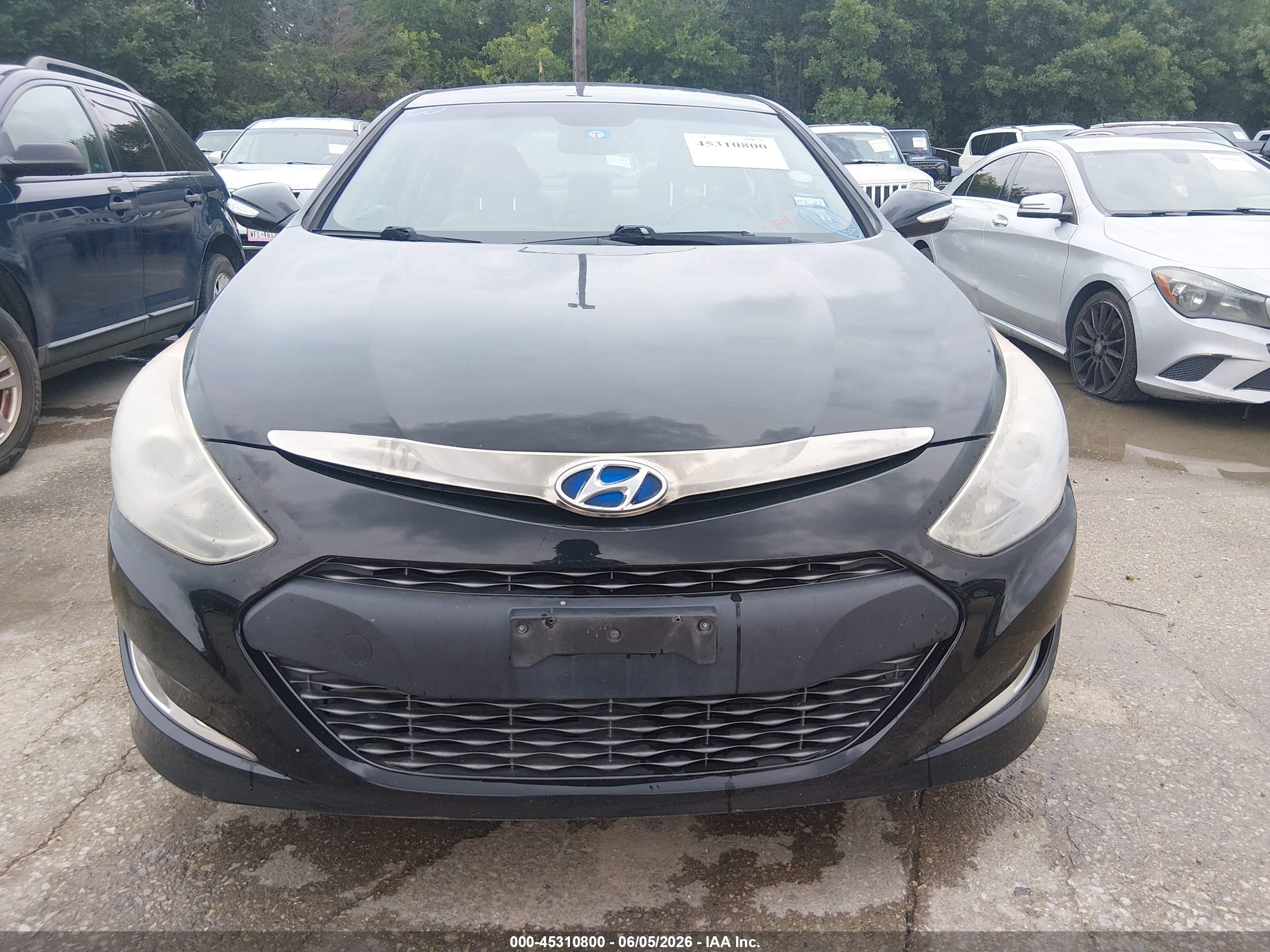 2013 Hyundai Sonata Hybrid Limited Black vin: KMHEC4A43DA099088