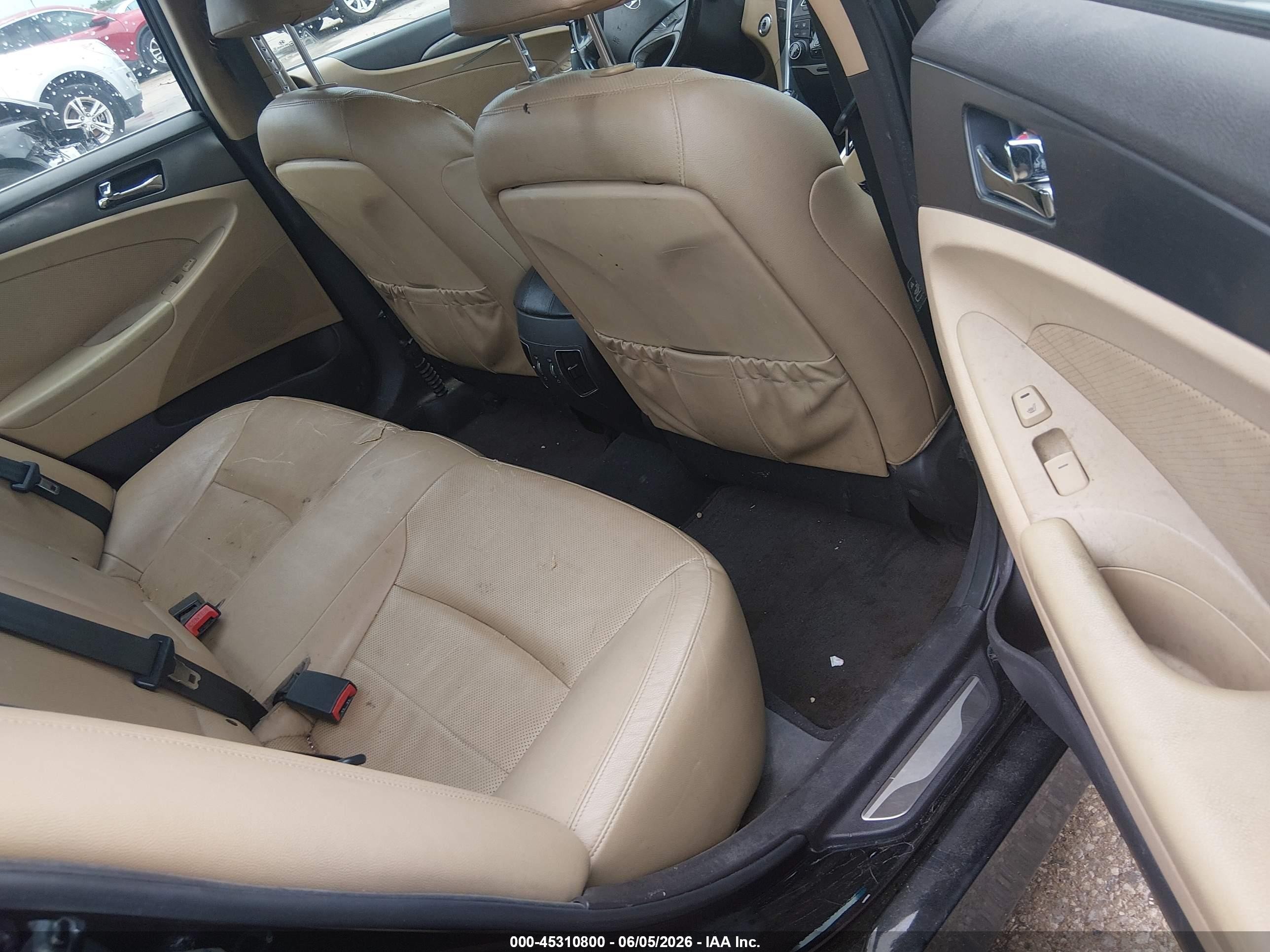 2013 Hyundai Sonata Hybrid Limited Black vin: KMHEC4A43DA099088