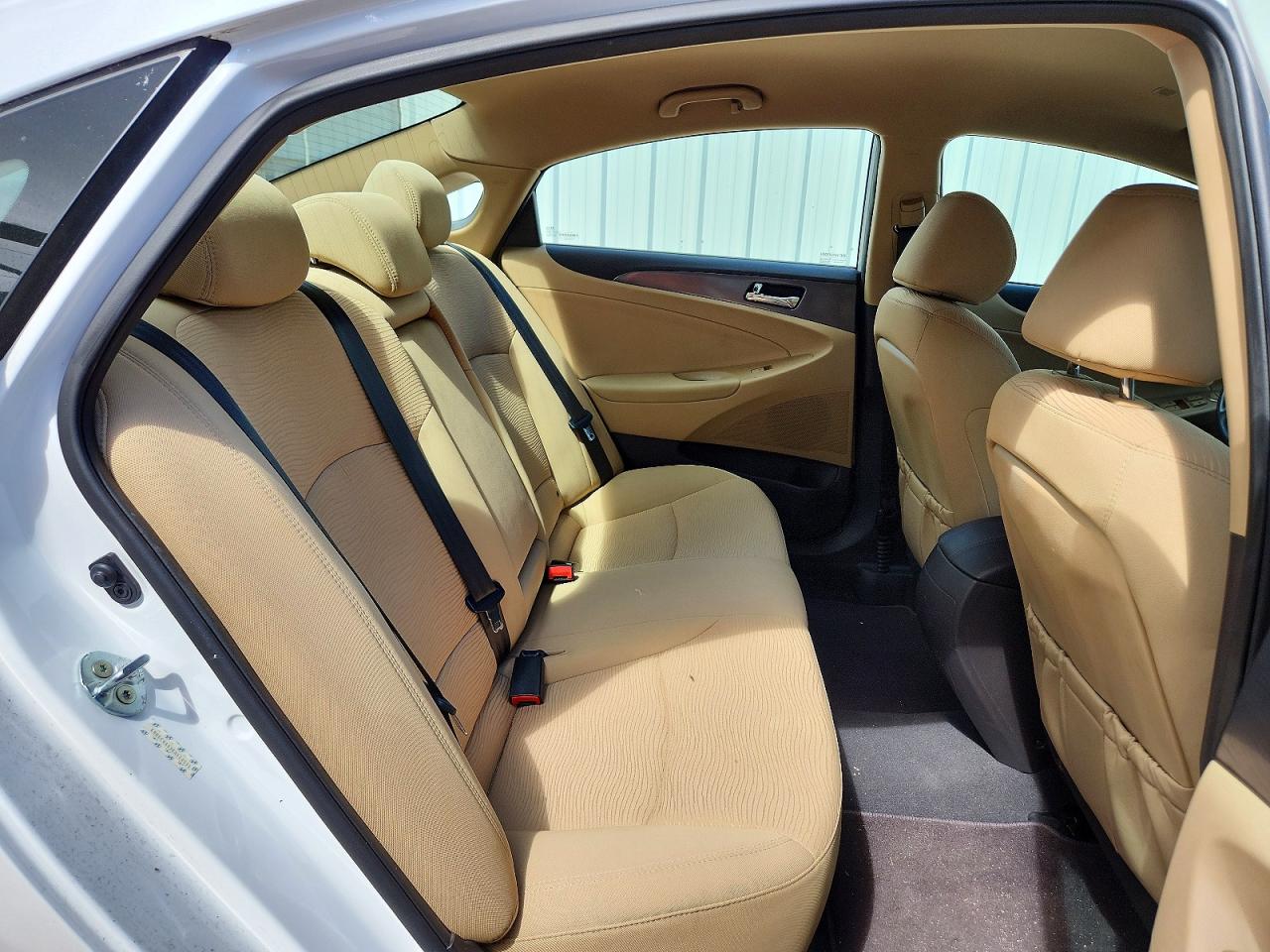 2014 Hyundai Sonata Hybrid White vin: KMHEC4A43EA114531