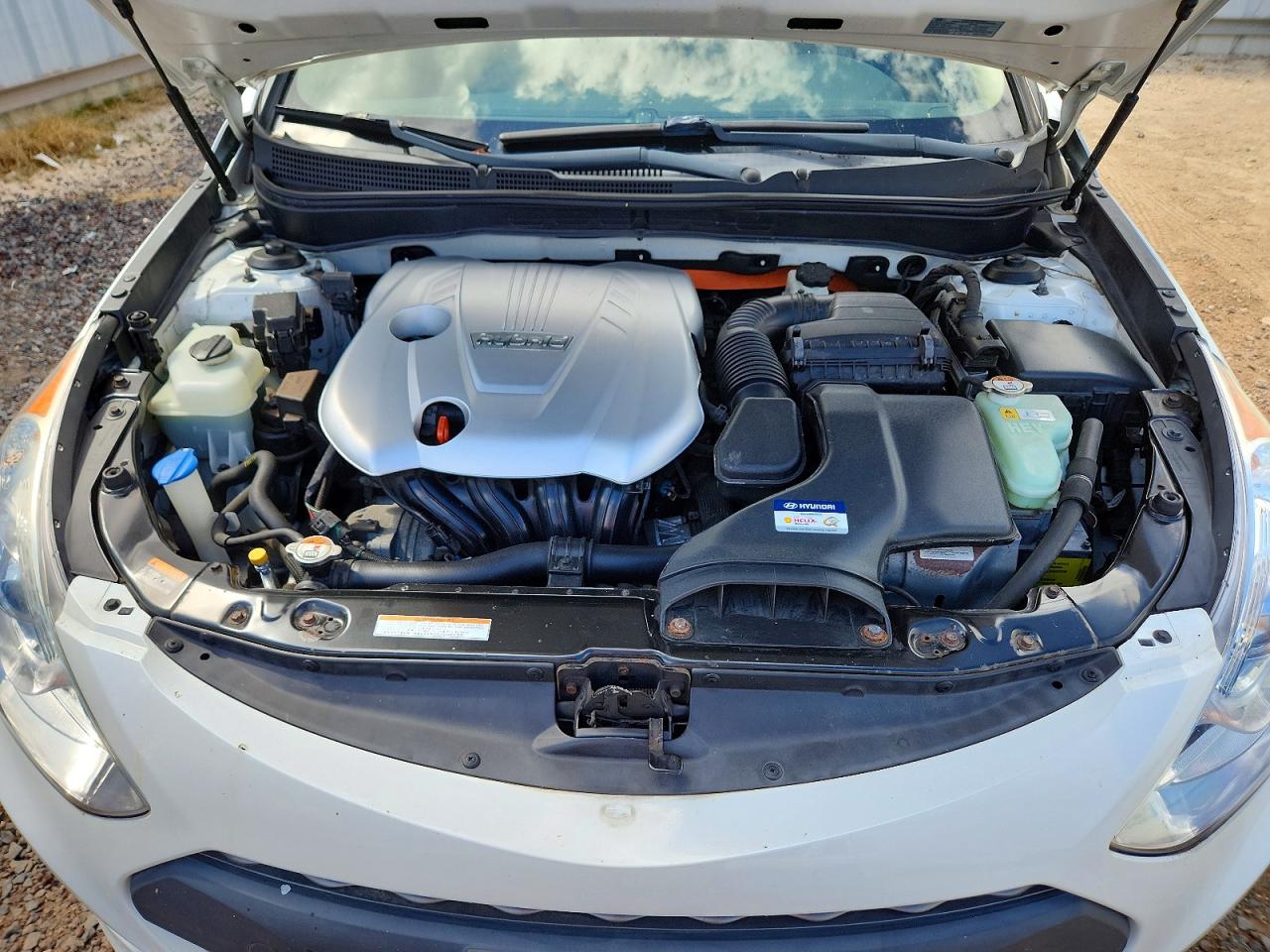 2014 Hyundai Sonata Hybrid White vin: KMHEC4A43EA114531