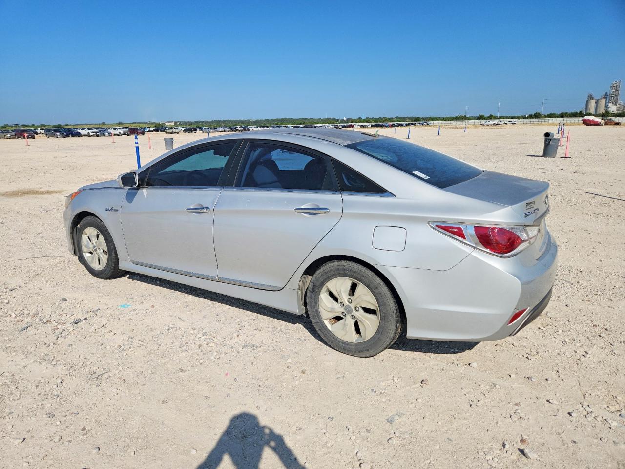 2015 Hyundai Sonata Hybrid Base Silver vin: KMHEC4A43FA119276