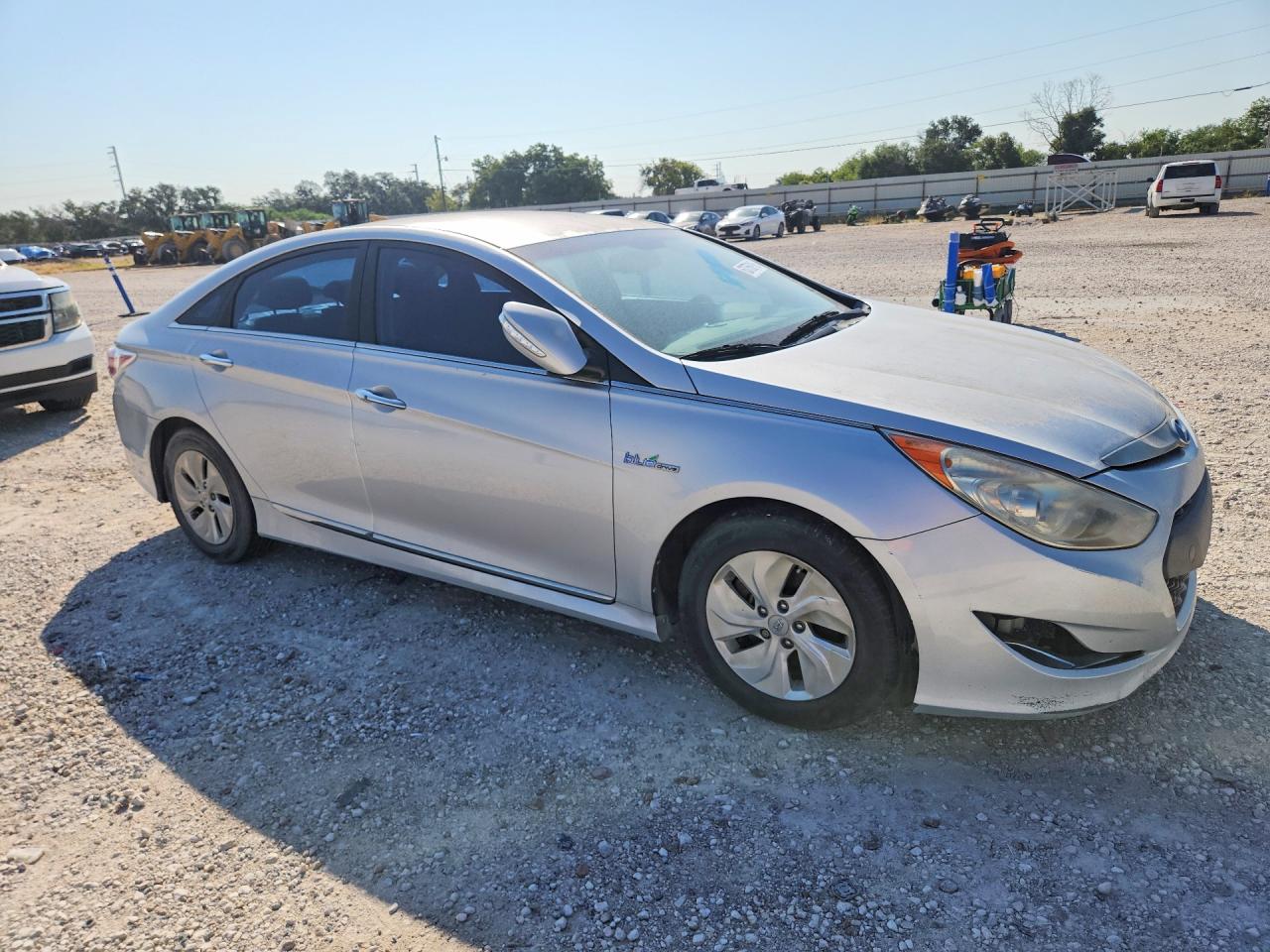 2015 Hyundai Sonata Hybrid Base Silver vin: KMHEC4A43FA119276