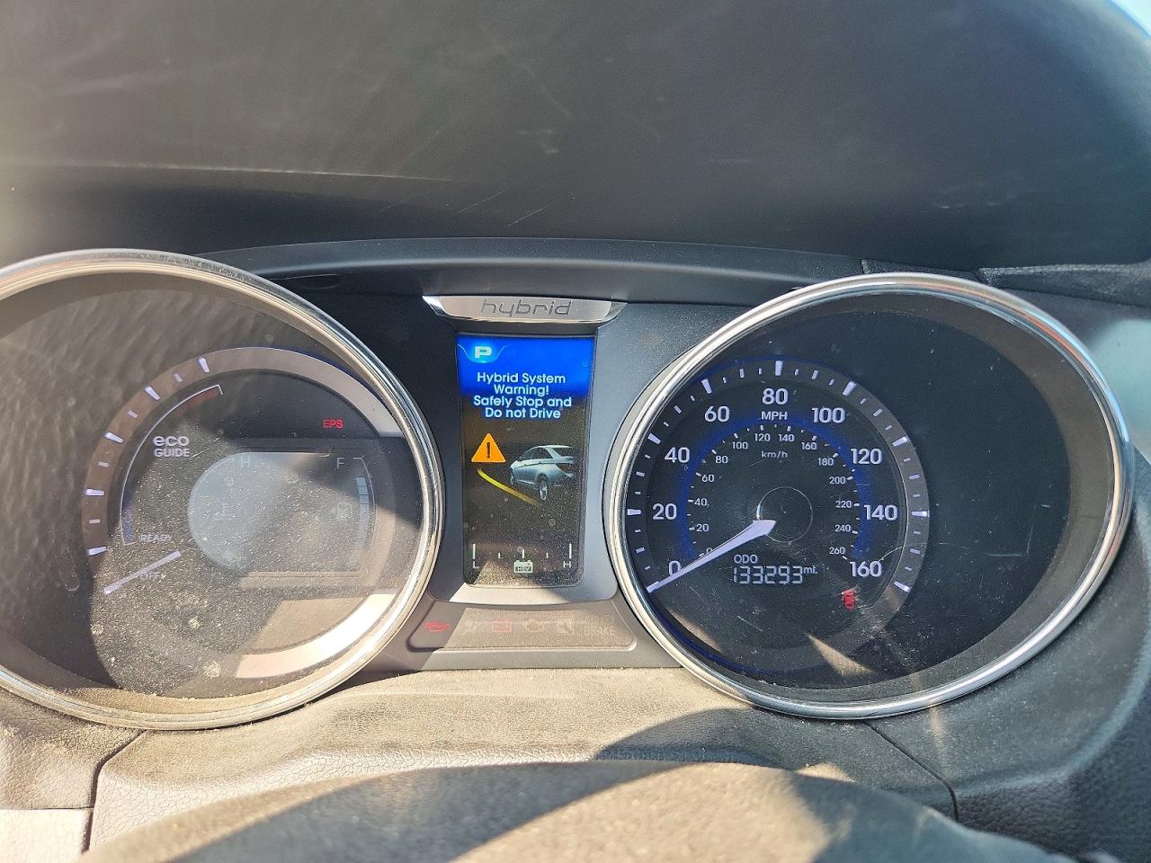2015 Hyundai Sonata Hybrid Base Silver vin: KMHEC4A43FA119276