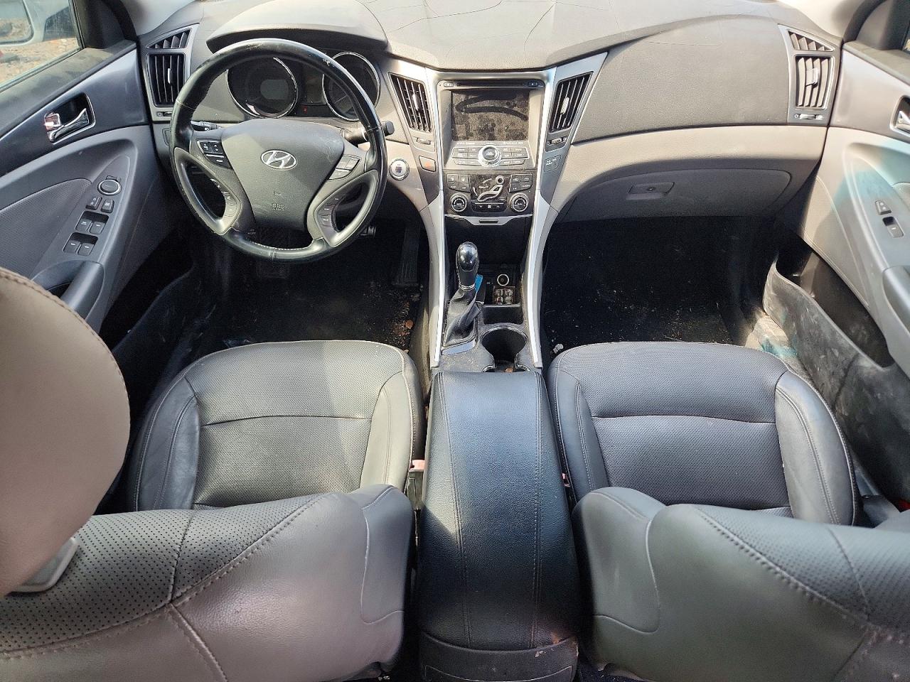 2015 Hyundai Sonata Hybrid Limited Silver vin: KMHEC4A43FA120640