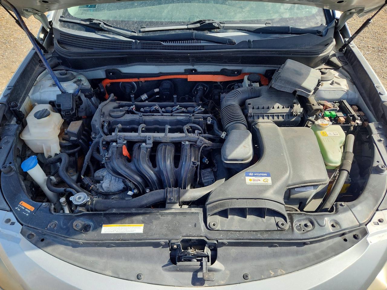 2015 Hyundai Sonata Hybrid Limited Silver vin: KMHEC4A43FA120640