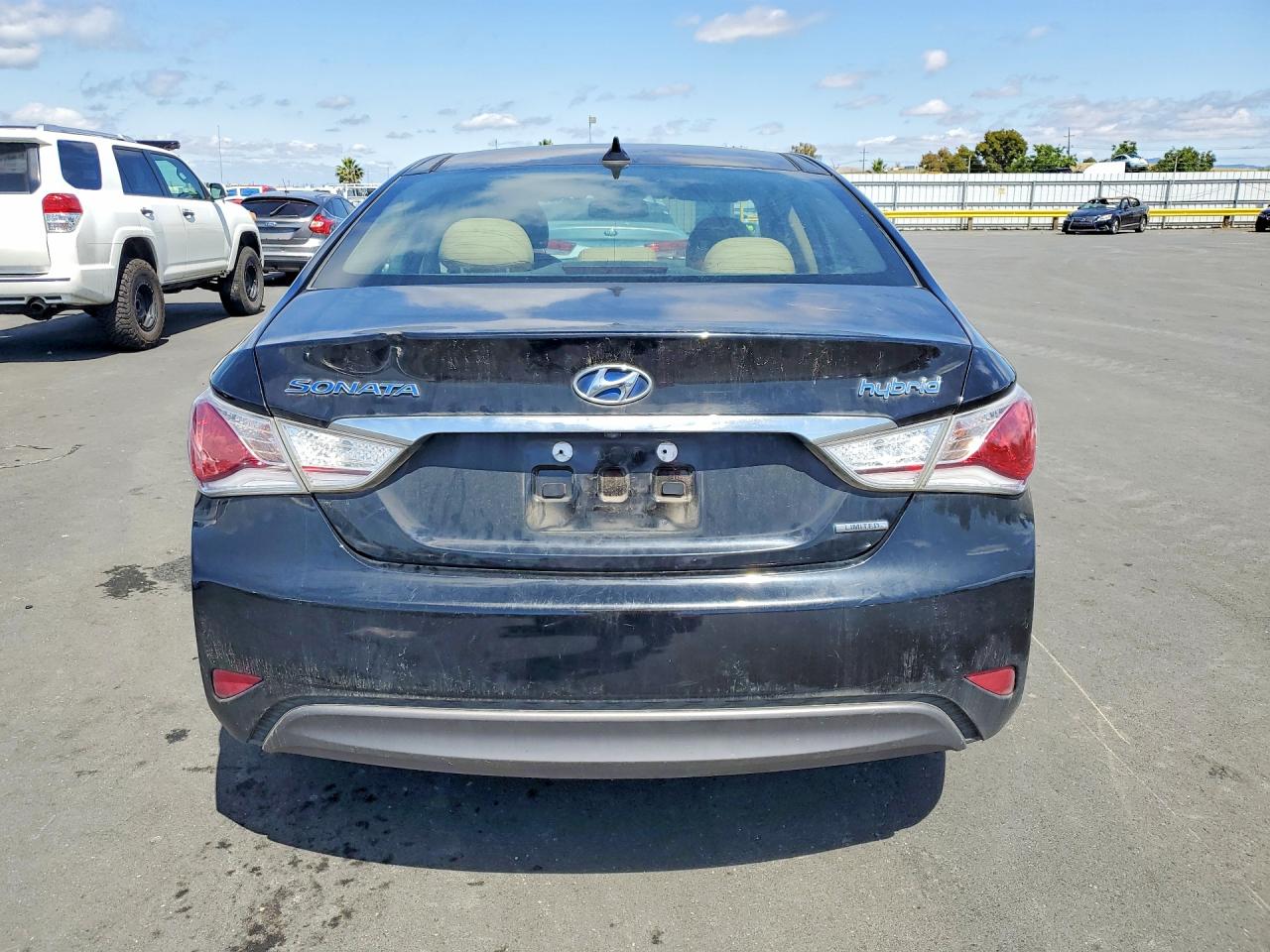 2015 Hyundai Sonata Hybrid Limited Black vin: KMHEC4A43FA120878