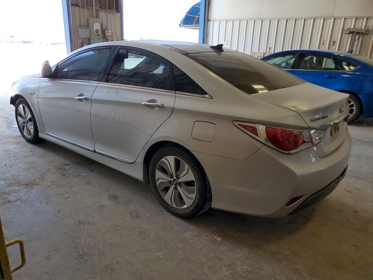 2015 Hyundai Sonata Hybrid Limited Silver vin: KMHEC4A43FA123893