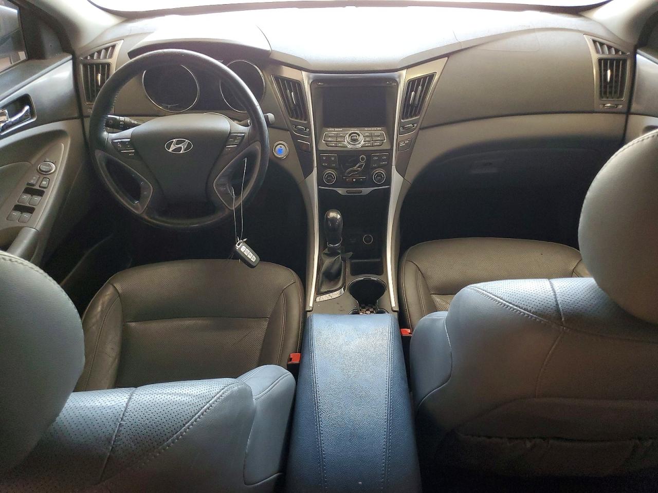2015 Hyundai Sonata Hybrid Limited Silver vin: KMHEC4A43FA123893