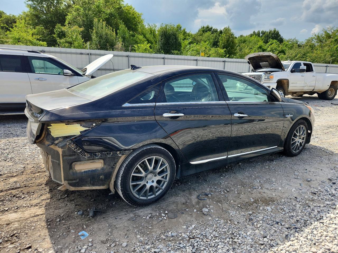 2015 Hyundai Sonata Hybrid Limited Black vin: KMHEC4A43FA124512