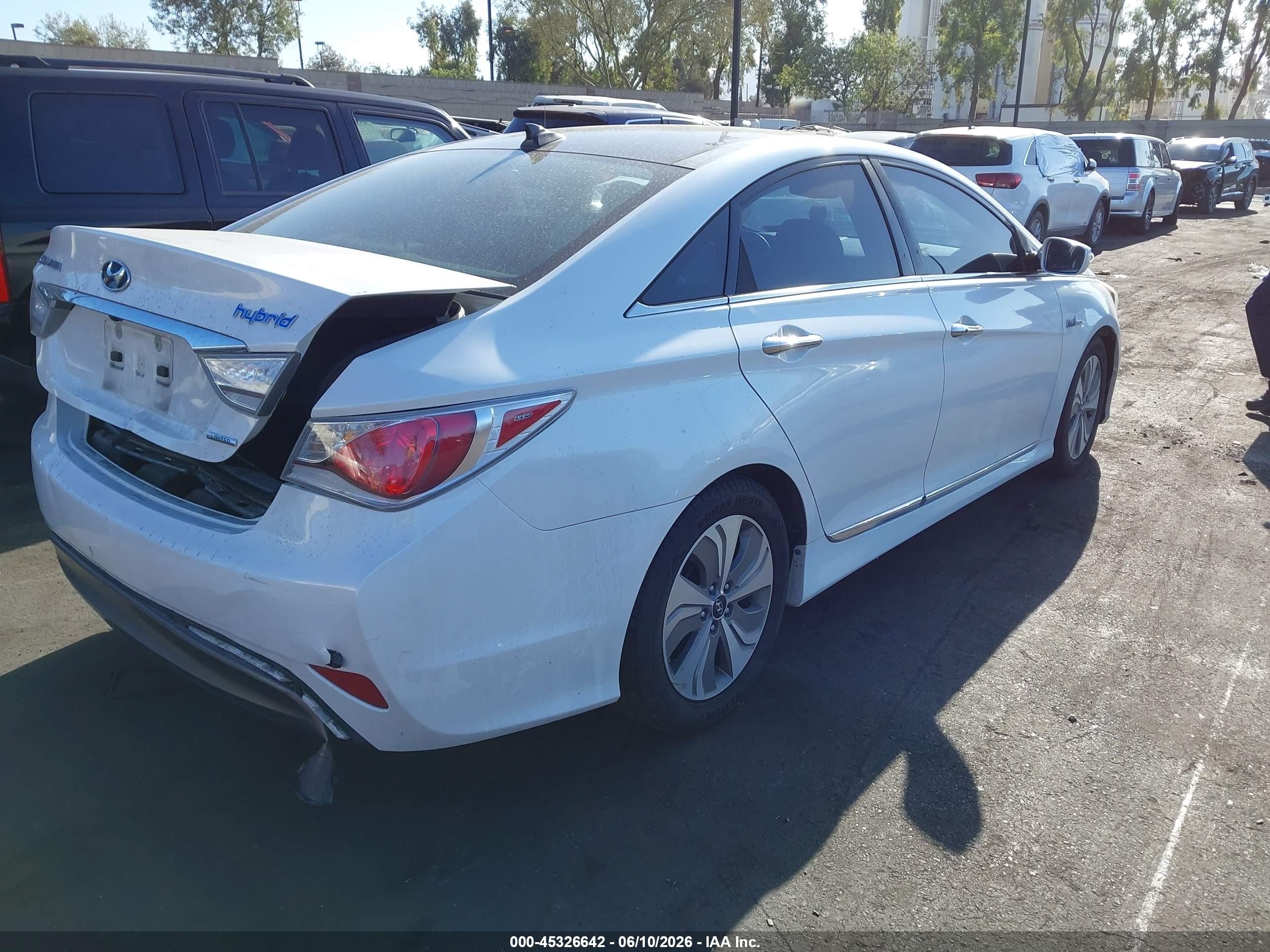 2015 Hyundai Sonata Hybrid Limited Белый vin: KMHEC4A43FA126194