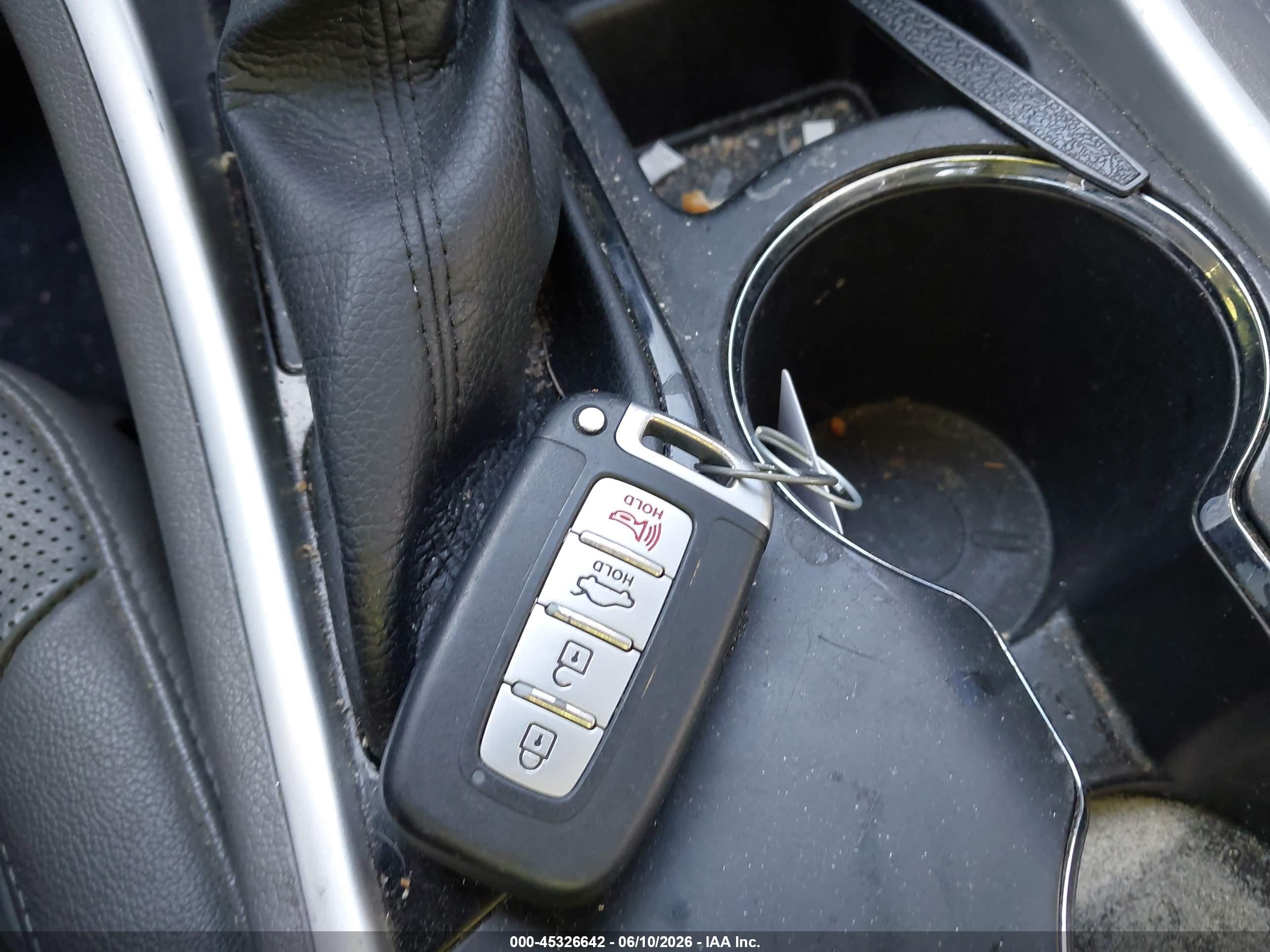 2015 Hyundai Sonata Hybrid Limited Белый vin: KMHEC4A43FA126194