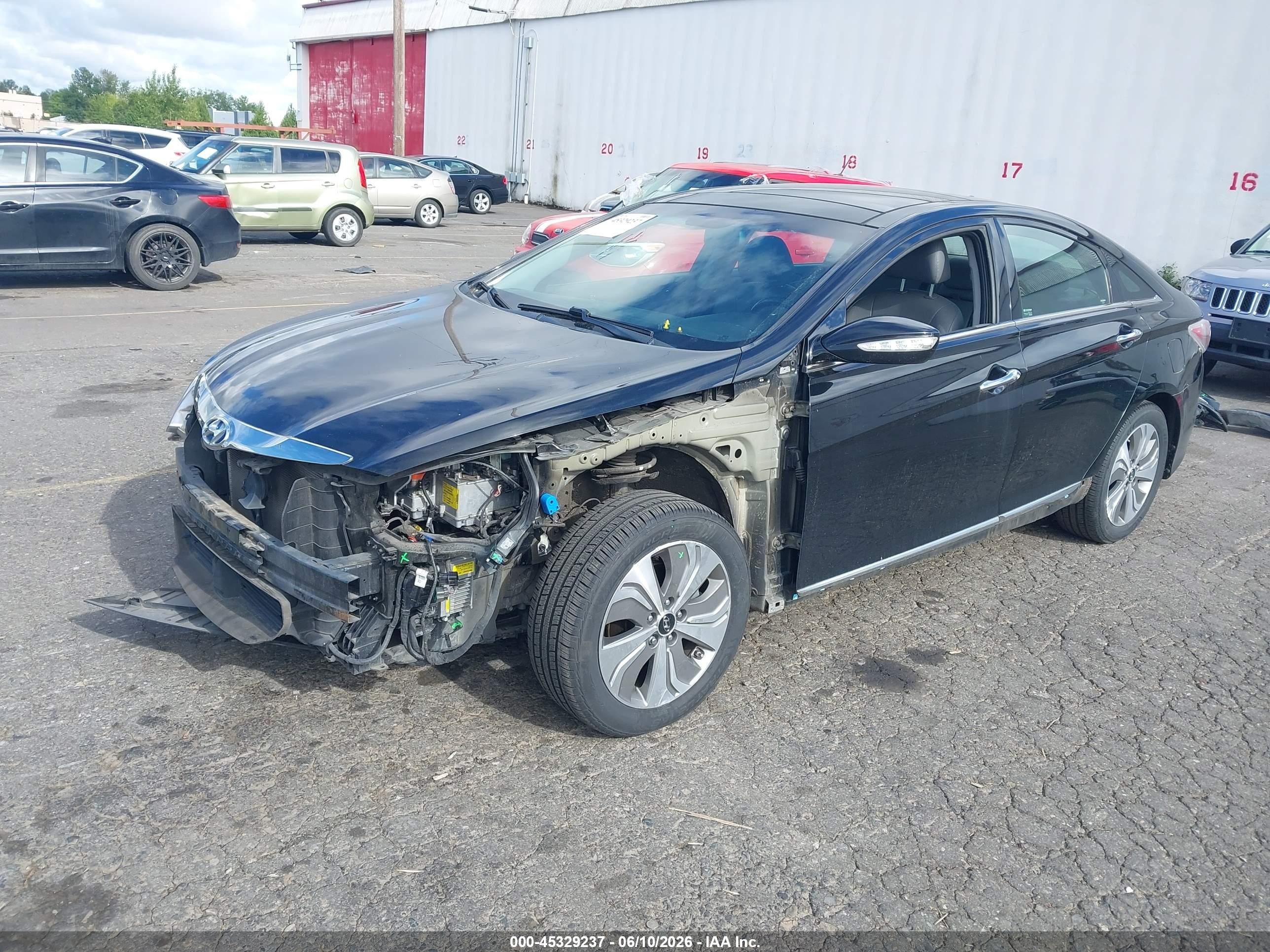 2015 Hyundai Sonata Hybrid Limited Black vin: KMHEC4A43FA127510