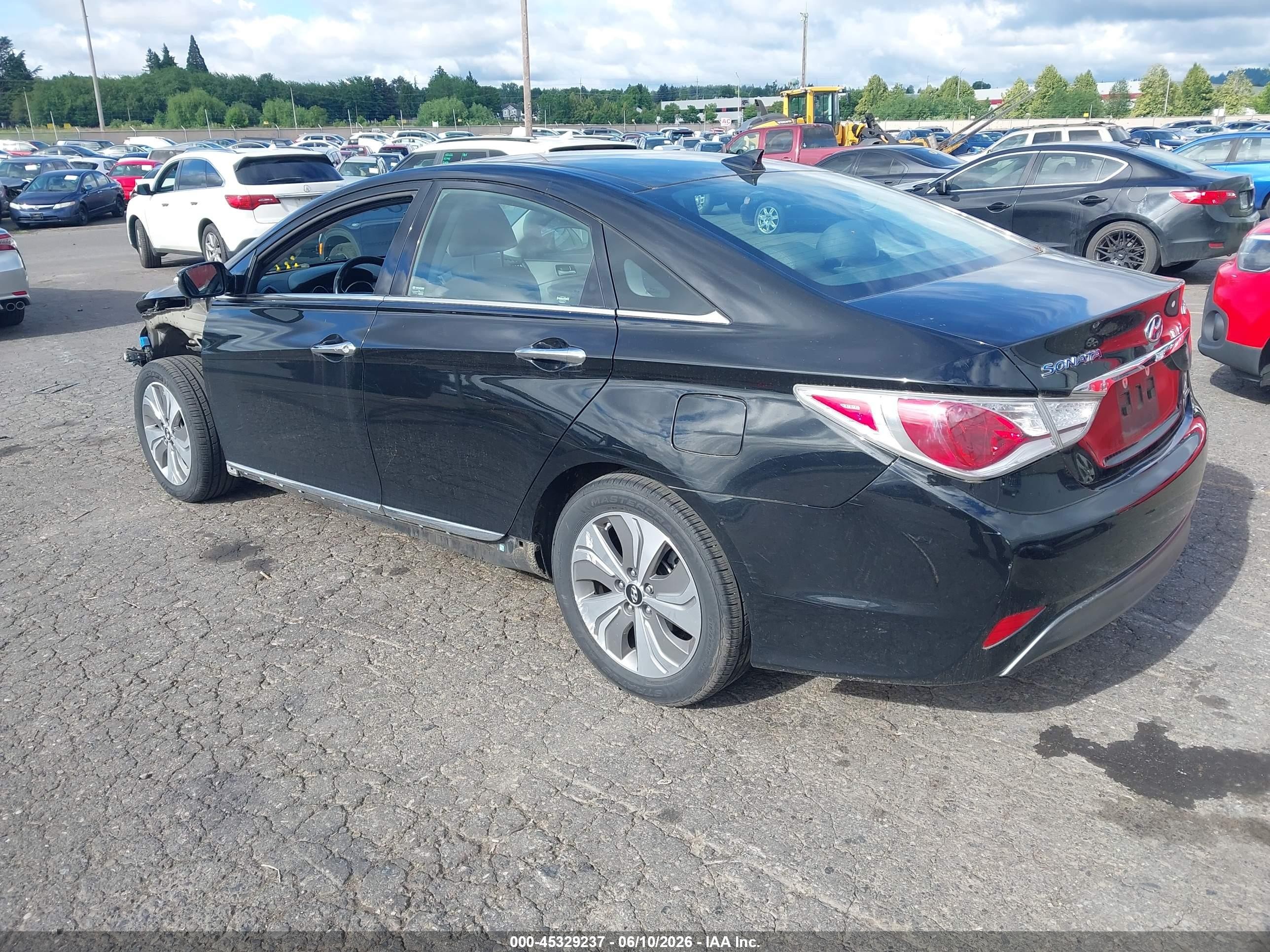 2015 Hyundai Sonata Hybrid Limited Black vin: KMHEC4A43FA127510