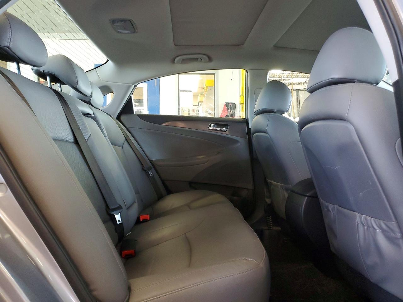 2015 Hyundai Sonata Hybrid Limited Gray vin: KMHEC4A43FA129399
