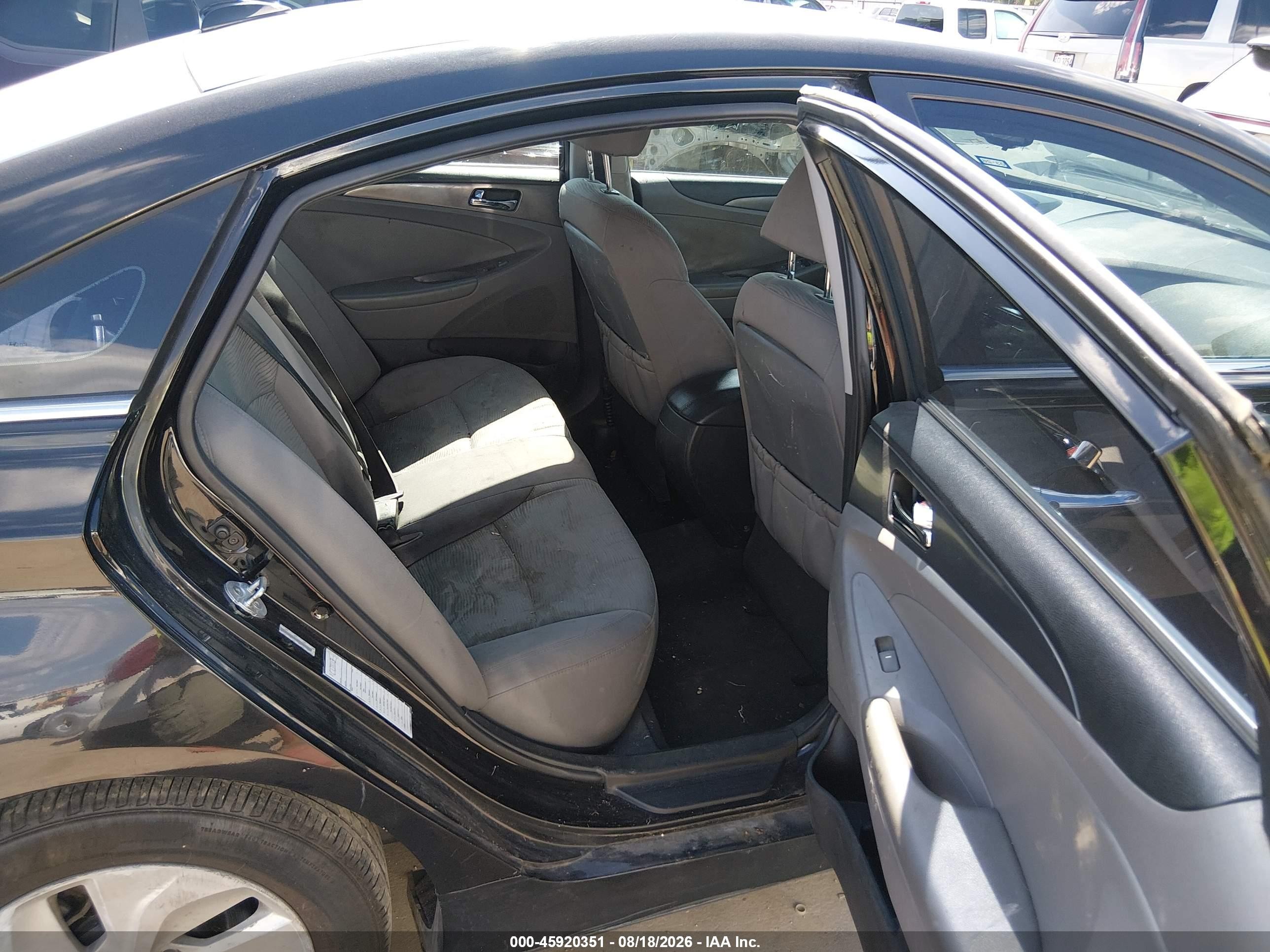 2015 Hyundai Sonata Hybrid   Black vin: KMHEC4A43FA133999