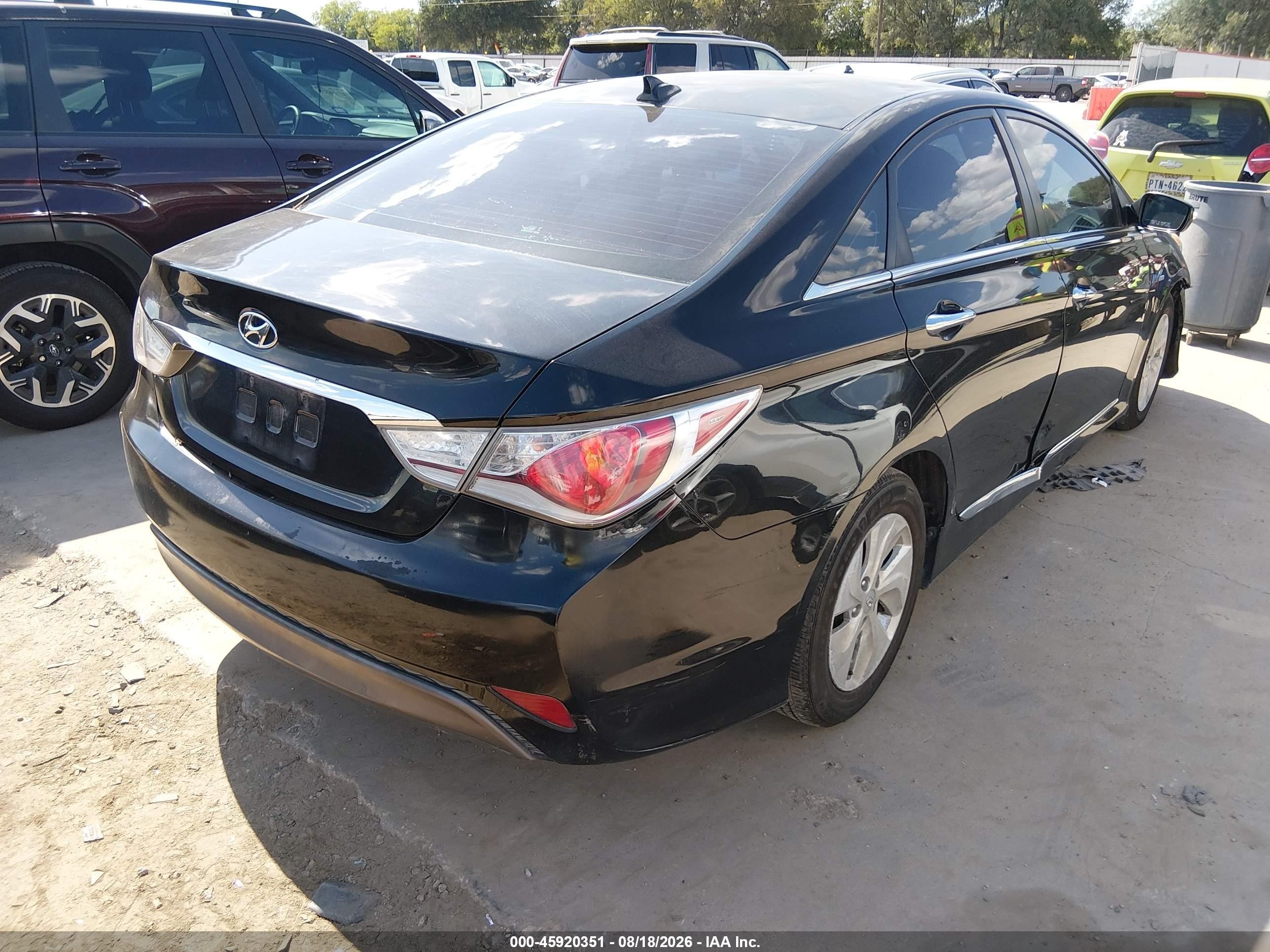 2015 Hyundai Sonata Hybrid   Black vin: KMHEC4A43FA133999