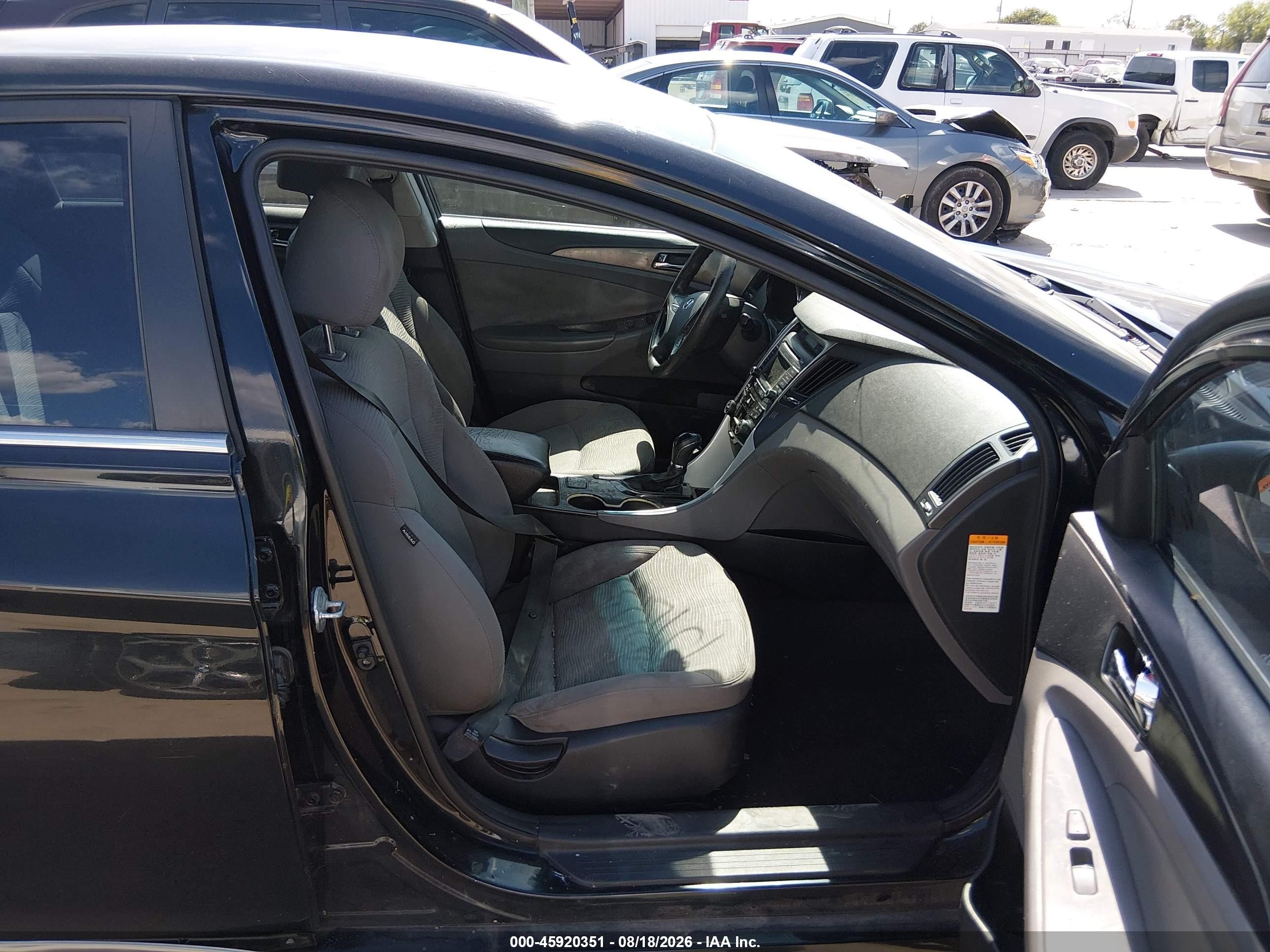 2015 Hyundai Sonata Hybrid   Black vin: KMHEC4A43FA133999