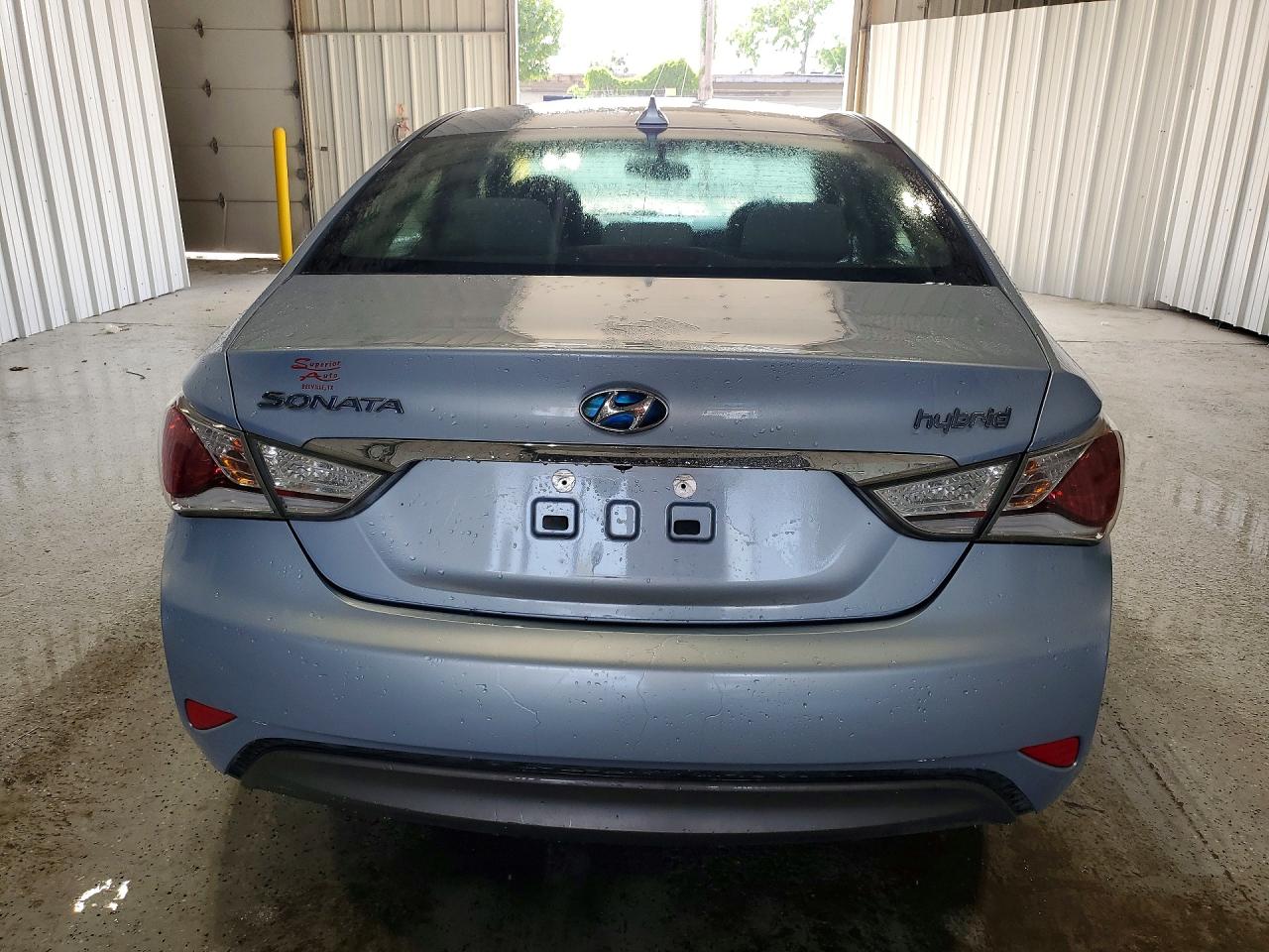 2015 Hyundai Sonata Hybrid Base Синий vin: KMHEC4A43FA134912