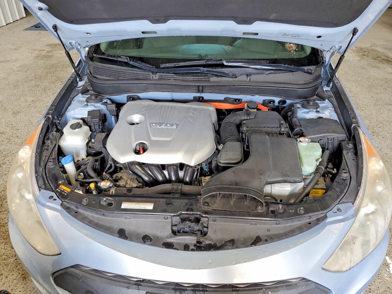 2015 Hyundai Sonata Hybrid Base Синий vin: KMHEC4A43FA134912