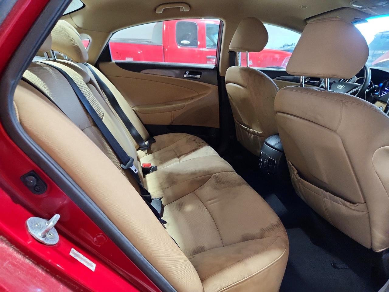 2011 Hyundai Sonata Hybrid Red vin: KMHEC4A44BA008357