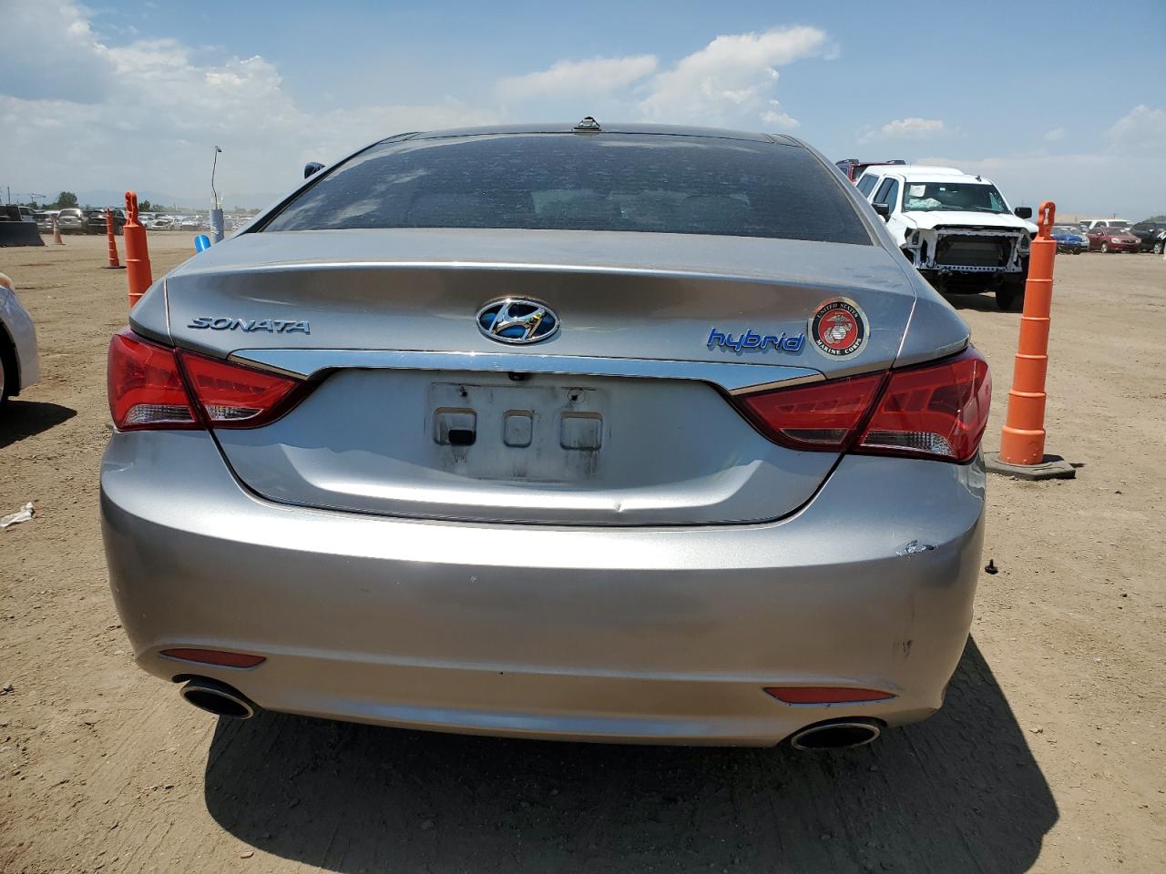 2012 Hyundai Sonata Hybrid Silver vin: KMHEC4A44CA046317
