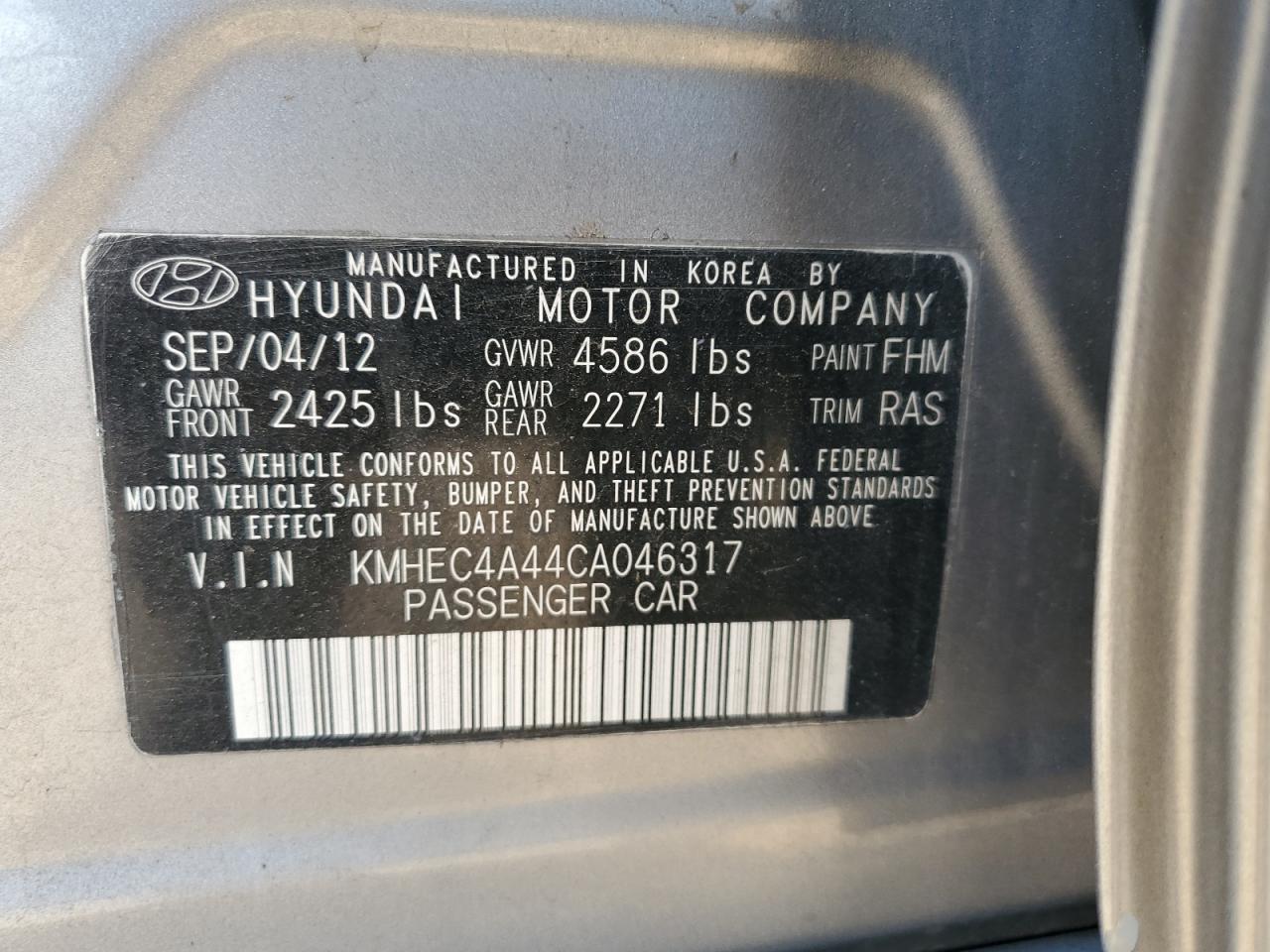 2012 Hyundai Sonata Hybrid Silver vin: KMHEC4A44CA046317