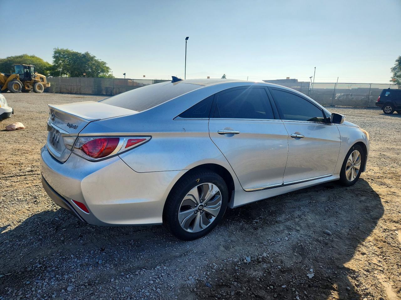 2013 Hyundai Sonata Hybrid Silver vin: KMHEC4A44DA071798