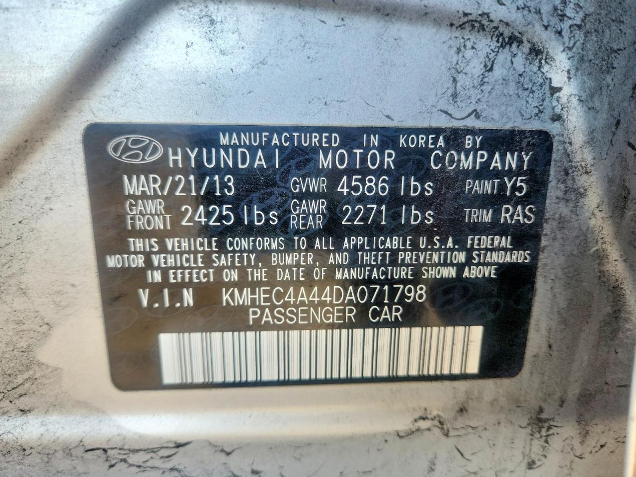 2013 Hyundai Sonata Hybrid Silver vin: KMHEC4A44DA071798