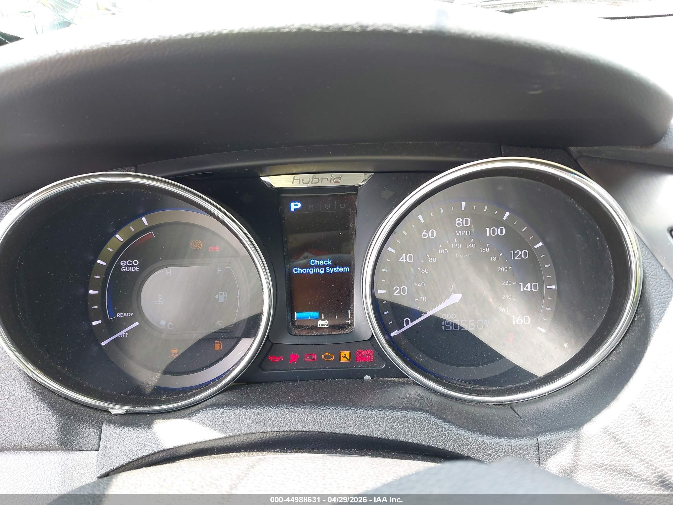 2013 Hyundai Sonata Hybrid   Silver vin: KMHEC4A44DA078282