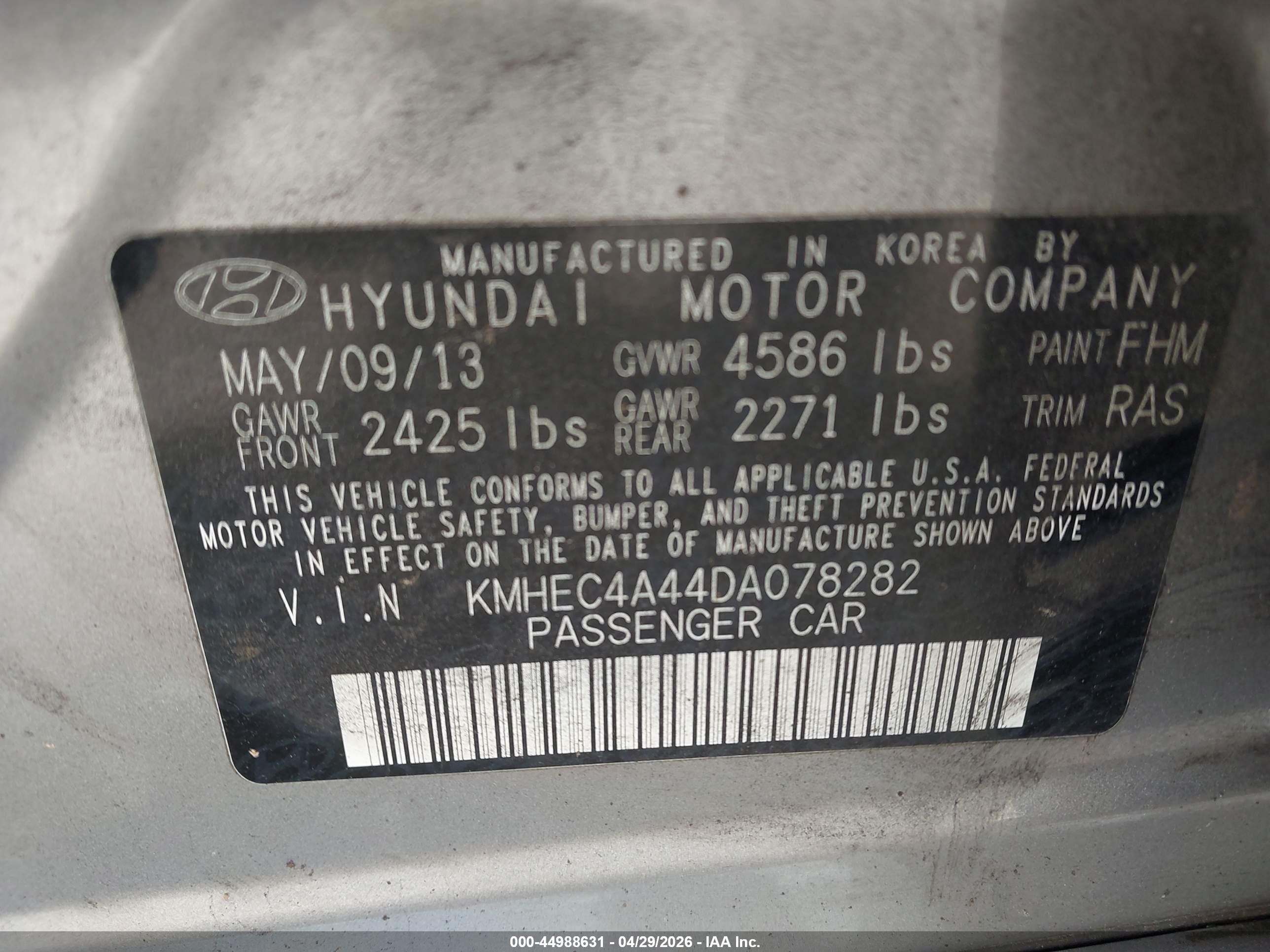 2013 Hyundai Sonata Hybrid   Silver vin: KMHEC4A44DA078282