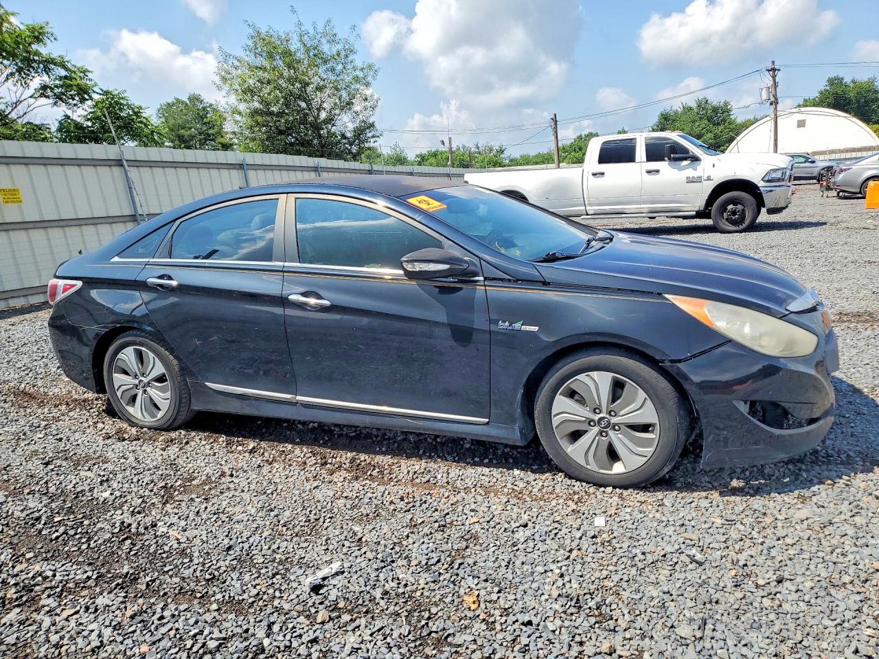 2013 Hyundai Sonata Hybrid Black vin: KMHEC4A44DA084129