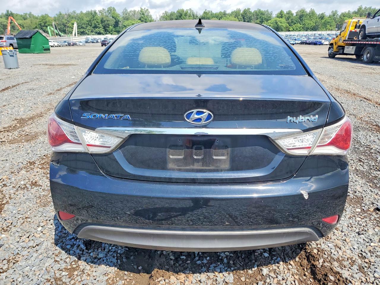 2013 Hyundai Sonata Hybrid Black vin: KMHEC4A44DA084129