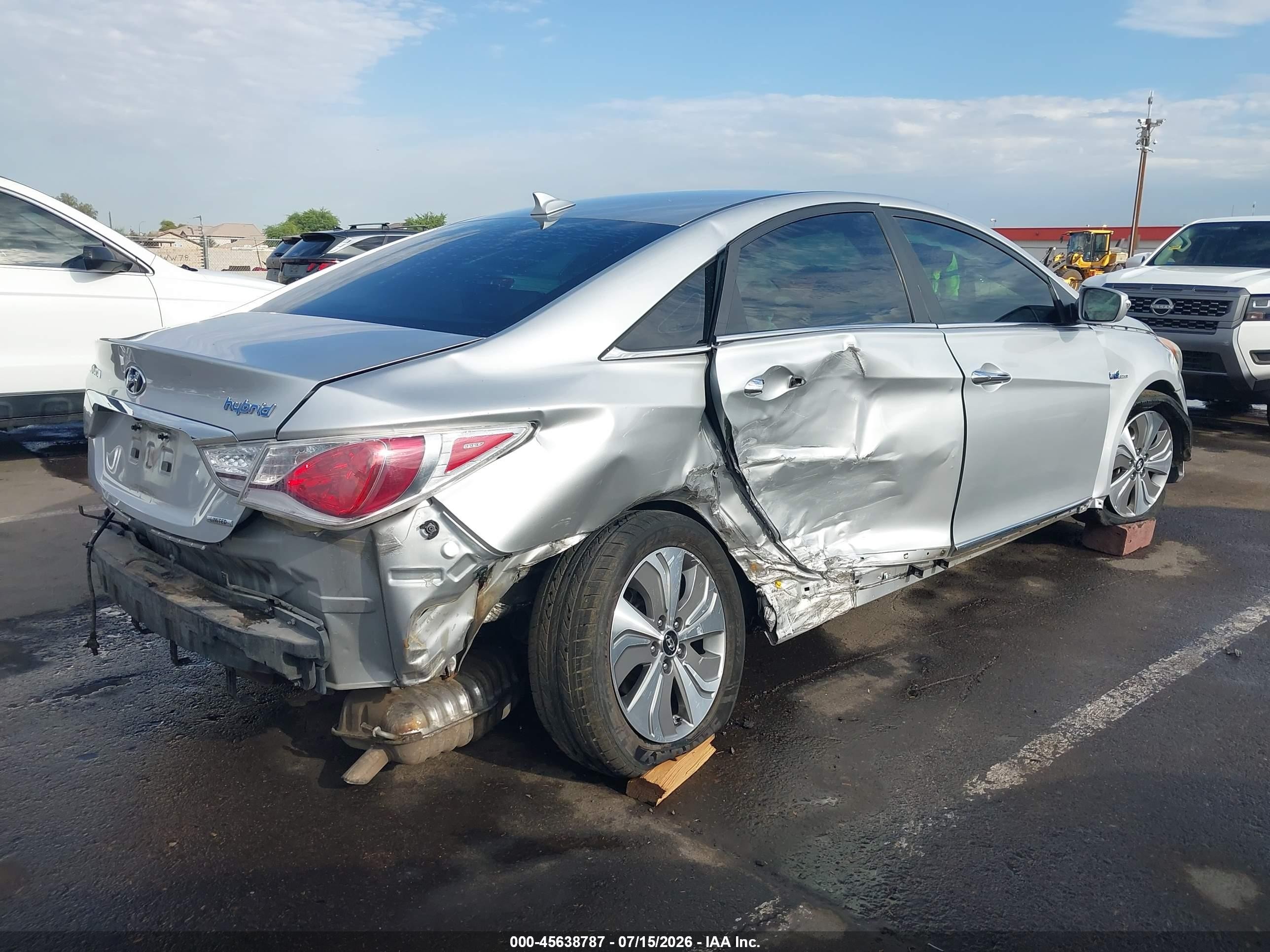 2013 Hyundai Sonata Hybrid Limited Silver vin: KMHEC4A44DA101270