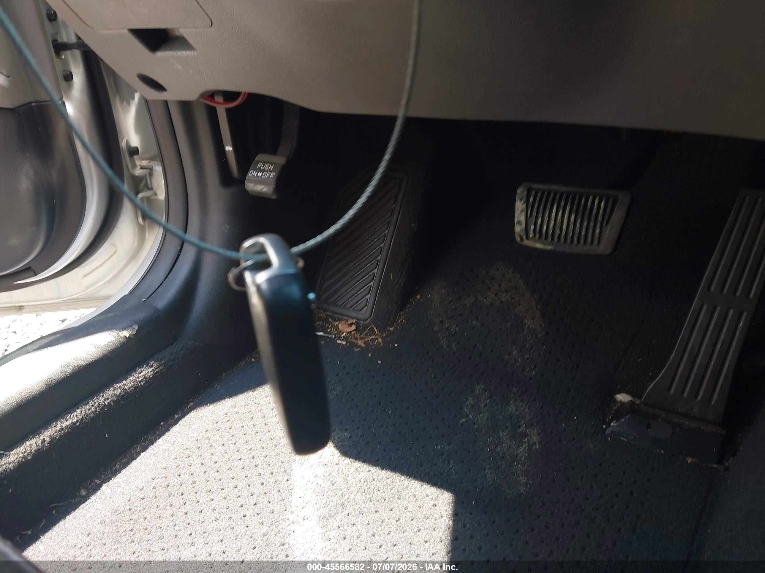2014 Hyundai Sonata Hybrid Limited Серебряный vin: KMHEC4A44EA109676