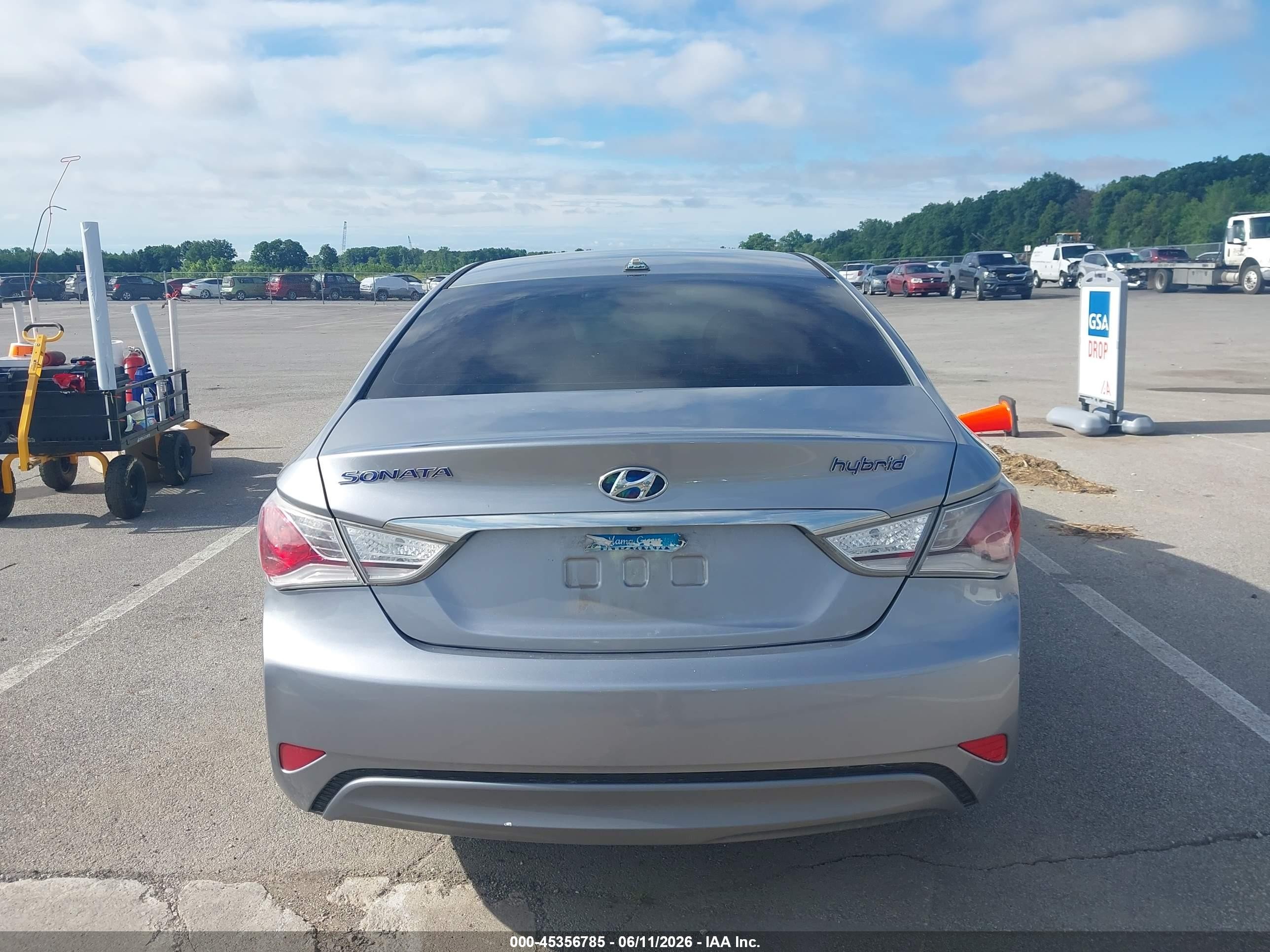 2014 Hyundai Sonata Hybrid   Gray vin: KMHEC4A44EA117423