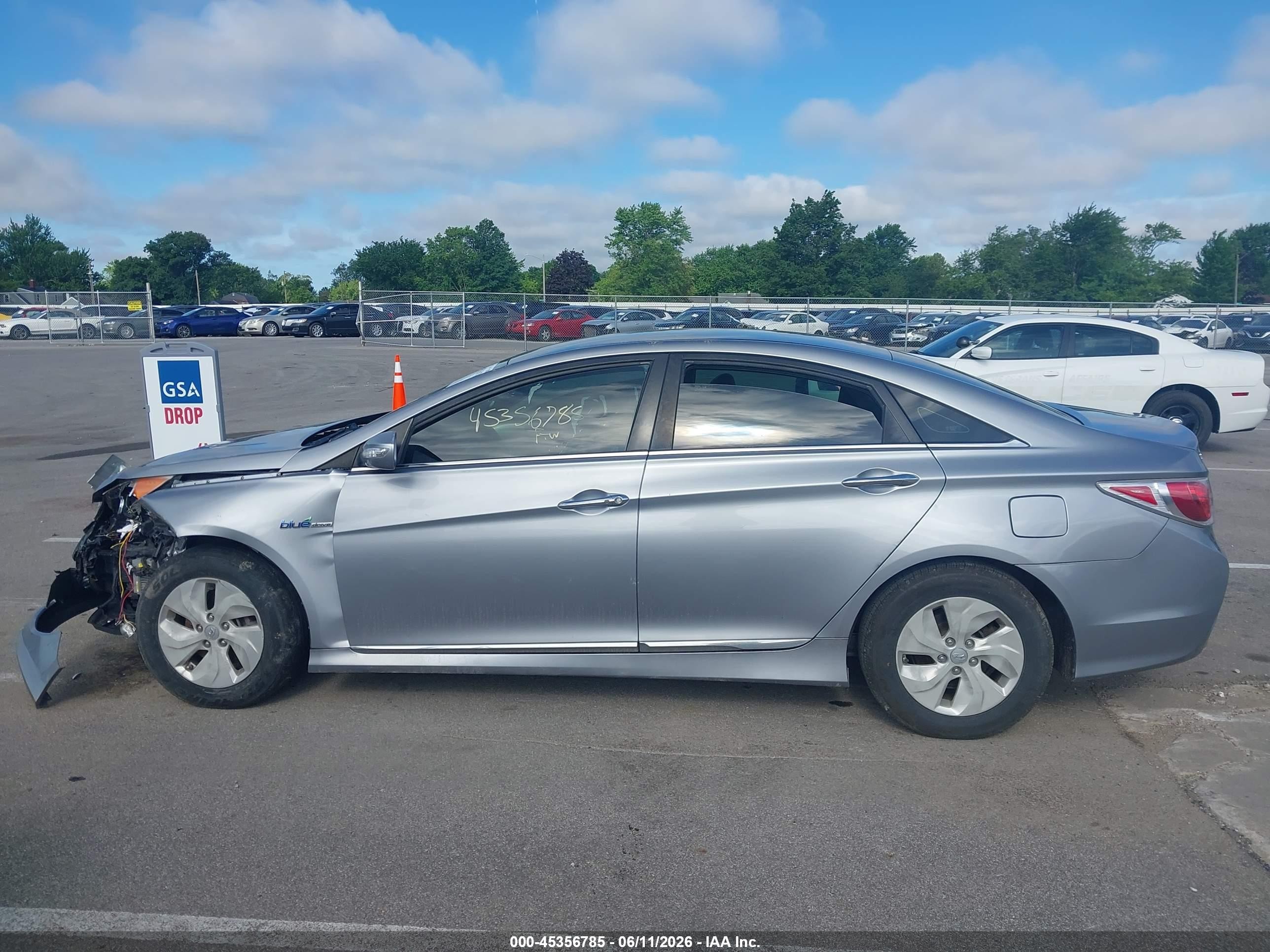 2014 Hyundai Sonata Hybrid   Gray vin: KMHEC4A44EA117423